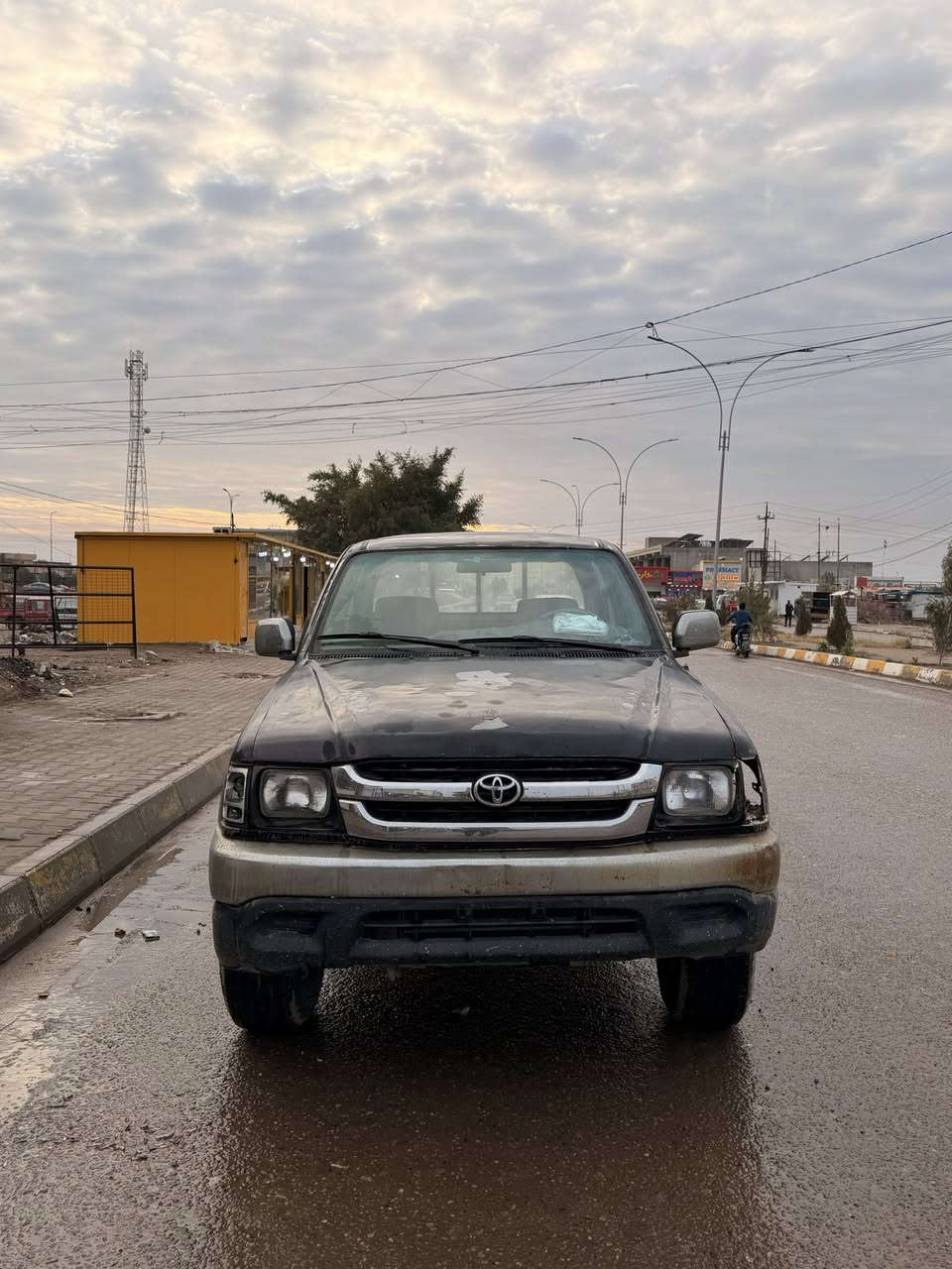 السلام عليكم
للبيع سيارة تيوتا بكم دبل اكسل 
السيارة مال مزاد كتابهة كامل بس تكمل معامله
كير محرك شرط 
محوره محرك VVT ٢.٥٠٠
تايرات جدد 
صدر نص عمر 
كهربائيات كامله 
السعر ٥٥ وبي مجال 
الاتصال ***********
