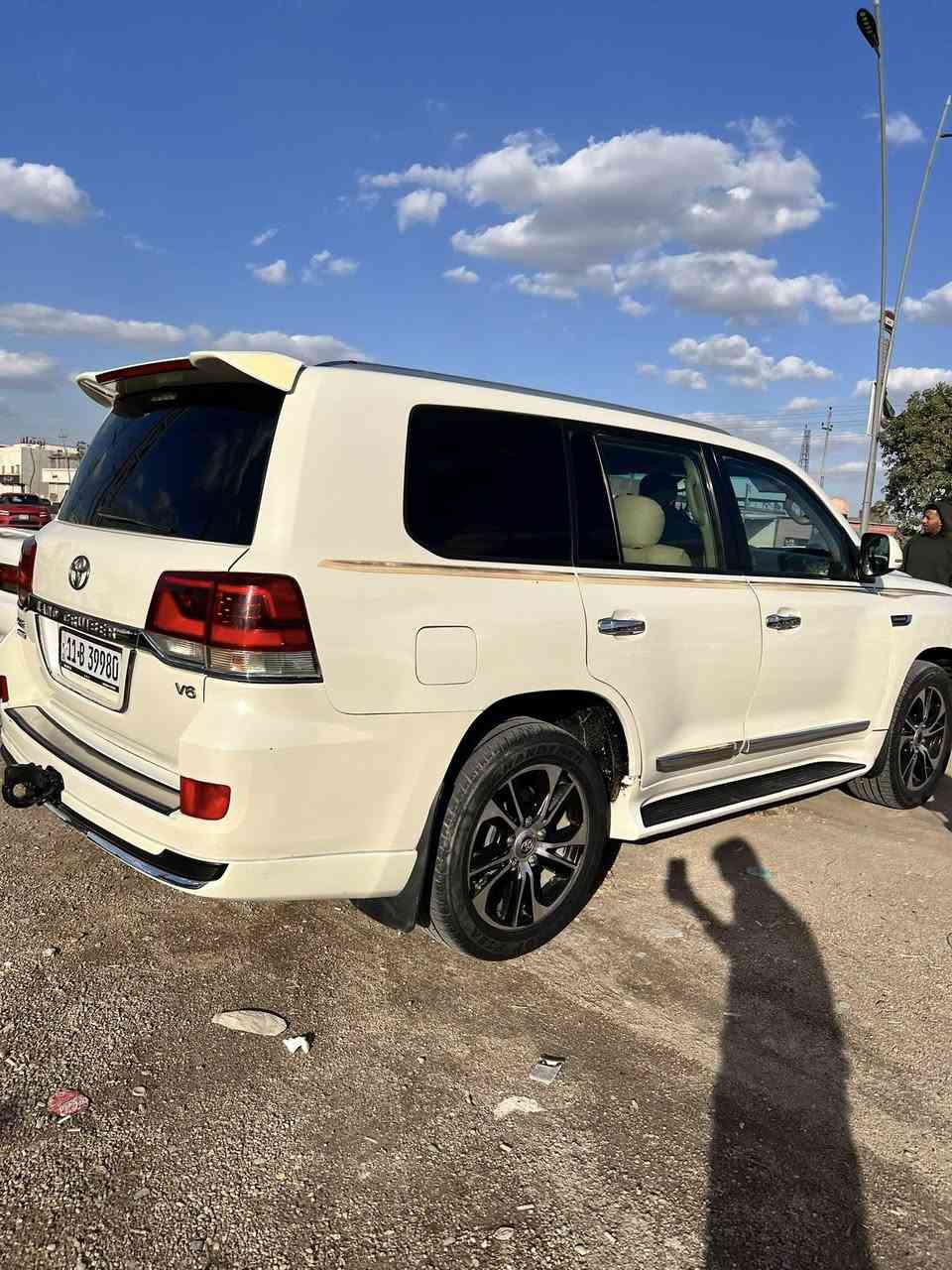 لام عليكم Laand كروزر 2009 محدث 21 سيارة نظيفة شرطي التحويل رقم بغداد رقم إنجليزي الشرطي التحويل سيارة   مكينه 6سلندر   ما بها شر التحويل رقم الهاتف :***********
