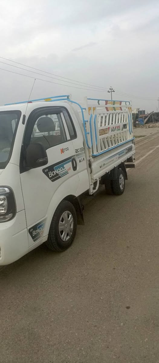 كيا للبيع موديل 22رقم كركوك بيها بونيد مبدل بلادي فقط ماشيه 90گير محرك بالشرط سعر 137وبيها مجال ***********
