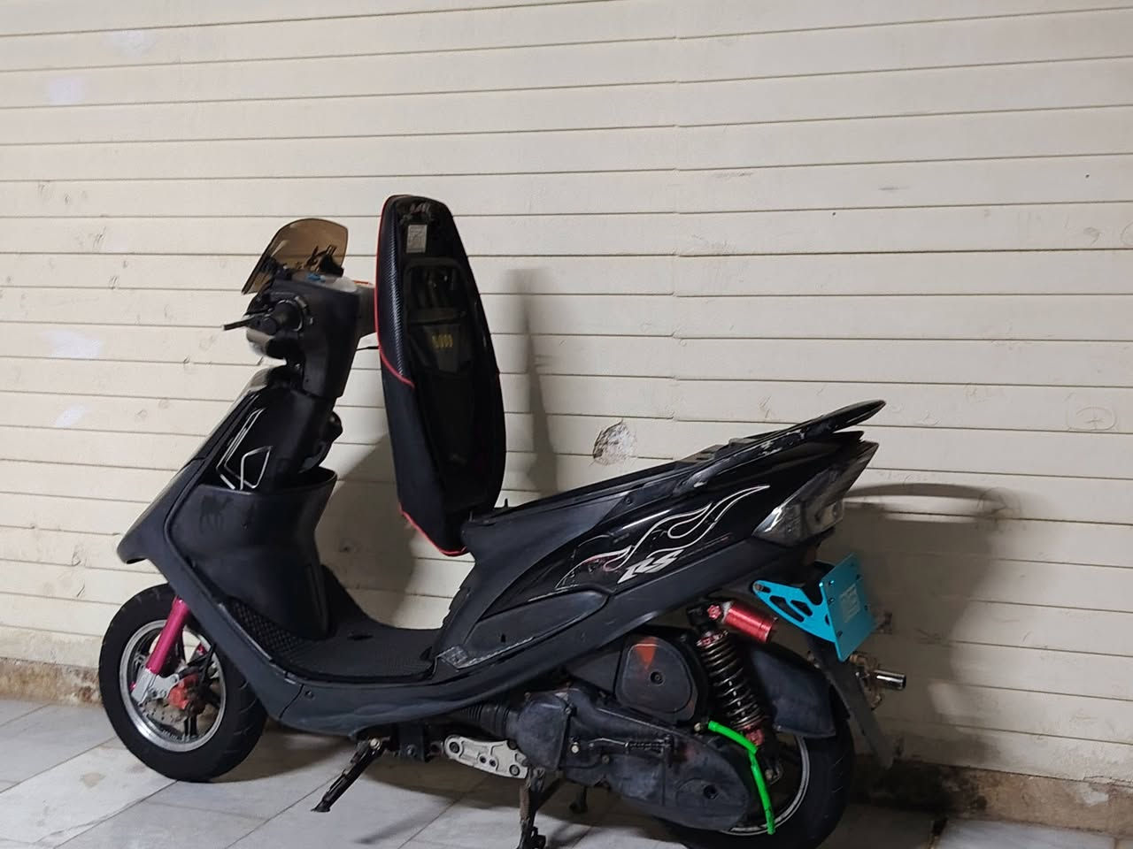 الديوانية 
السلام عليكم دراجه ماكس عدله لبيع بوشه ٤٩ ابلاد تجي تفحص وتروح دراجه مكفوله بيه  ويل نجمه اصلي وبيه صالنصه صجميه ابلاد  بيه تزويد شيال اصلي وقطر مال دهن وقطره إكس وقبق افلاوين اصلي دبل خلفي لون كرزي اصلي متواجد وتساب تفاصيل خاص  ***********
