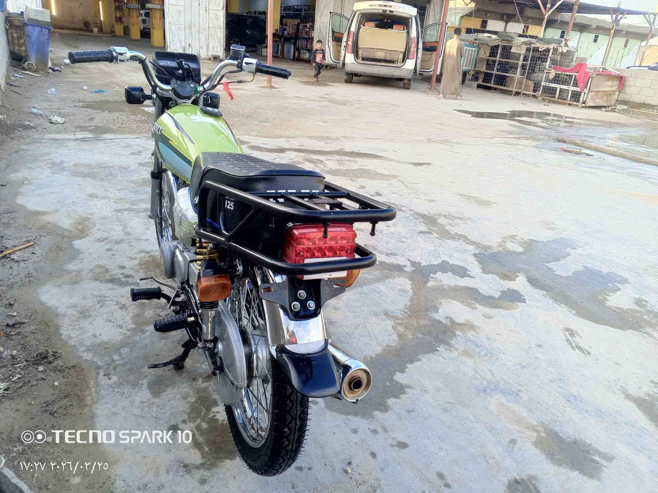 السلام عليكم دراجه للبيع نامه وراق صولي كفاله ربع ما ذب عليهه مكينه خرسه مفتوحه موديل 2021 ترهم مراوس دراجه تخبل مكان نعمانيه ***********خاص مفتوح @إشارة
