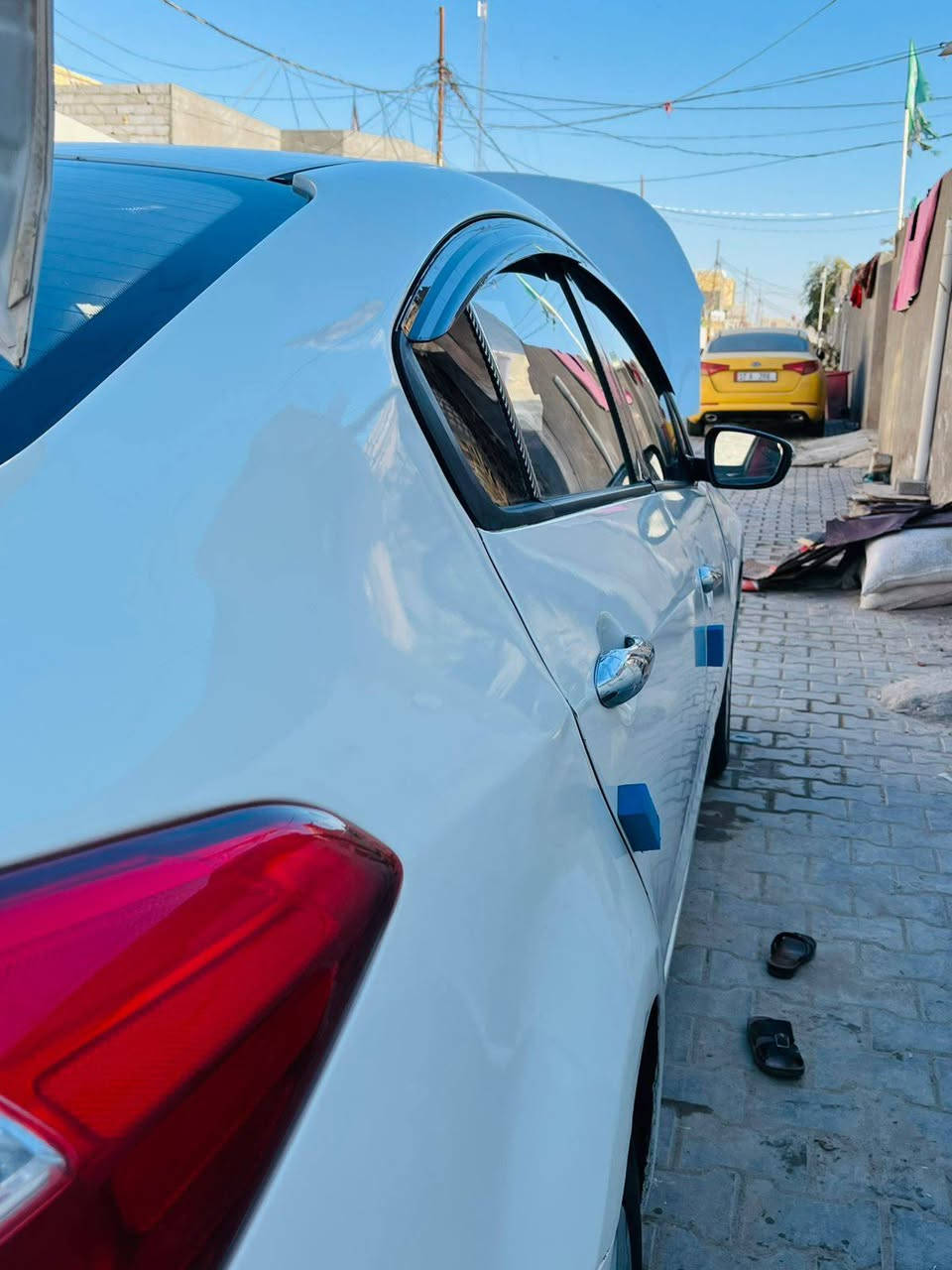 سلام عليكم سياره للبيع سيراتو موديل2015 وراد خليجي سياره جاهزه كير وحداده وتبريد ثلج مكينه 1400وبيهه شاشه كامره خلفيه وبيهه صبخ جهه العبري رقمهه انكليزي قادسيه سياره ب اسمي تحويل مباشر سعر تصال علئ هاذ الرقم ***********
