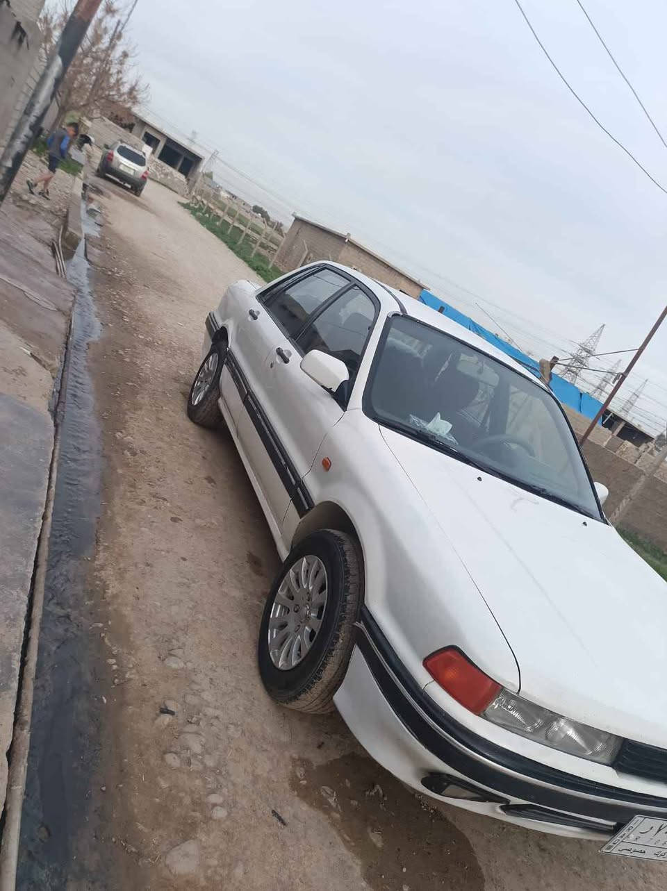 سلام عليكم اخوان مكفول بنشر سيارة مسربوشي كلاند موديل ١٩٨٨ سنوية عظم عاج شرط مكينه كير تبريد تدفئه سياره نظيفة قفل مركزي عندة بطاقة بانزين  شرط تحويل او وكالة سنوية منتهية صلاحيه ٢٠٢٣ مكان  سيارة كركوك بنجا علي سعر  ٤٥ وبيه مجال للطيبين 
للإستفسار  *********** كركوك, العراق
