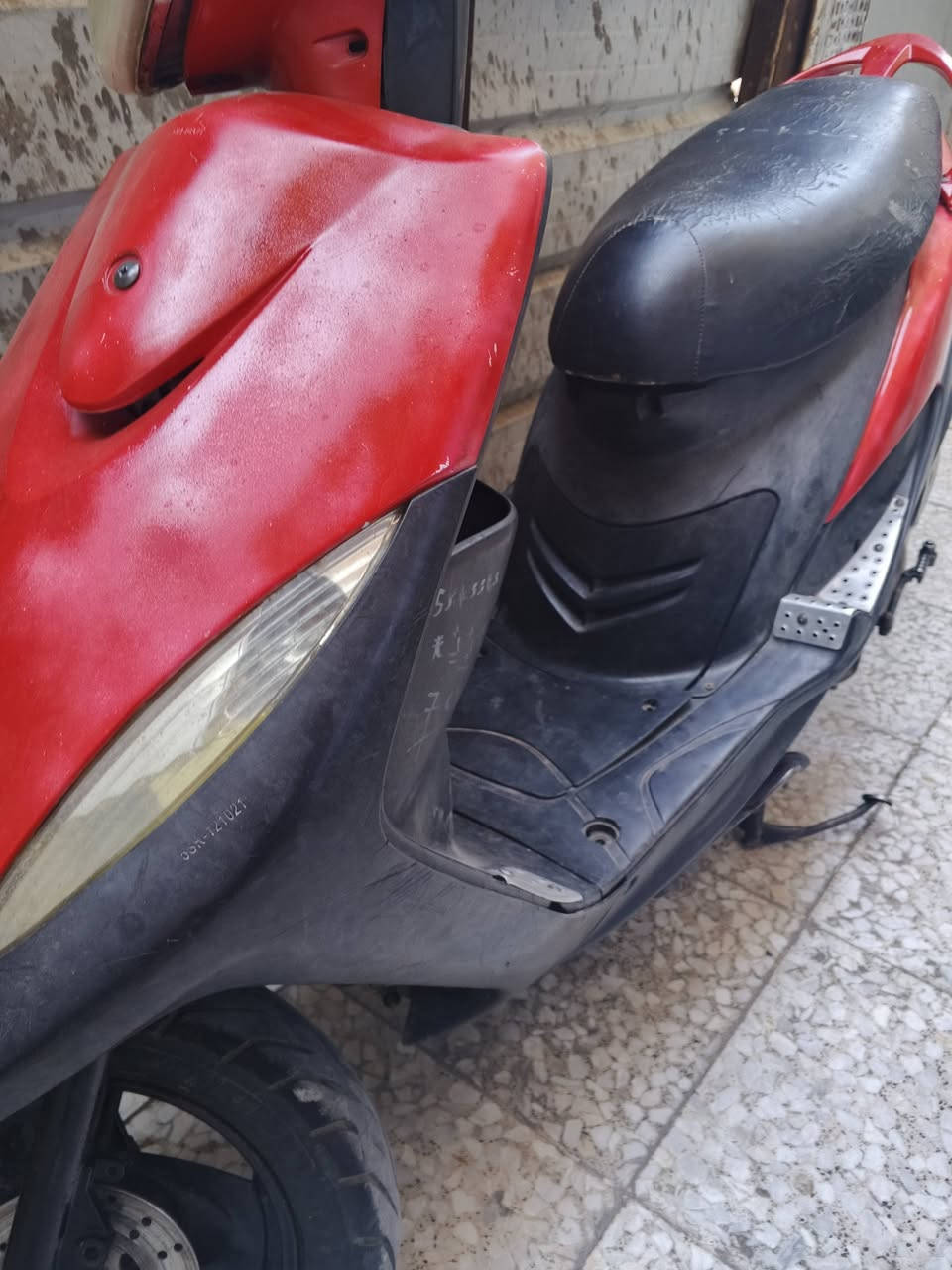 سلام عليكم  دراجه ماكس
البيع بس بيه نقوصات الباتري كابريتر، دراجه تخمد 
بغداد مدينه صدر سعر 425 بيه مجال  رقم ***********
