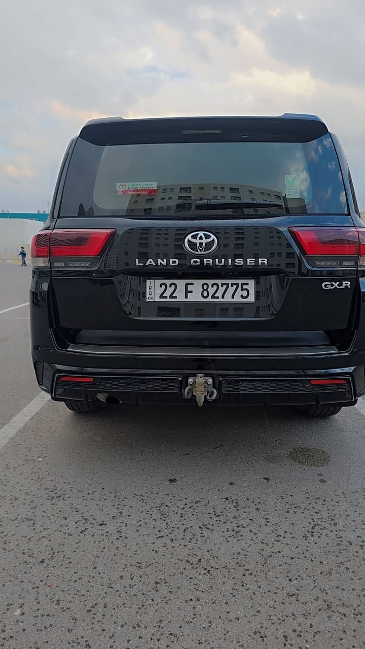 لاندكروز  2023بريم اصلي( LMITED ) 
رقم اربيل بسمي 
سعر 690 
السيارة ماشية 49 الف كيلو 
محرك 6 سلندر 
بريم اصلي ليمتد
3 شاشات لمس
حساسات امامي خلفي 
سلايد فتحة
تشغيل عن بعد 
كشنات جلد اصل بيجي 
شاحن لاسلكي 
جنطة كهرباء 
كشنات كهرباء 
الكشنات تدفئة وتبريد
المري الجانبية متحركة كهرباء وقلاب
ومواصفاتها هواي والبريم معروفة 
( مكفولة كفالة عامة لا صبغ ولا بارد وكلشي بلسيارة جديد ) 
كير ومحرك وحدادية وكهربائيات كلها جدد
السيارة مكانها بغداد  
هذه رقمي ***********
