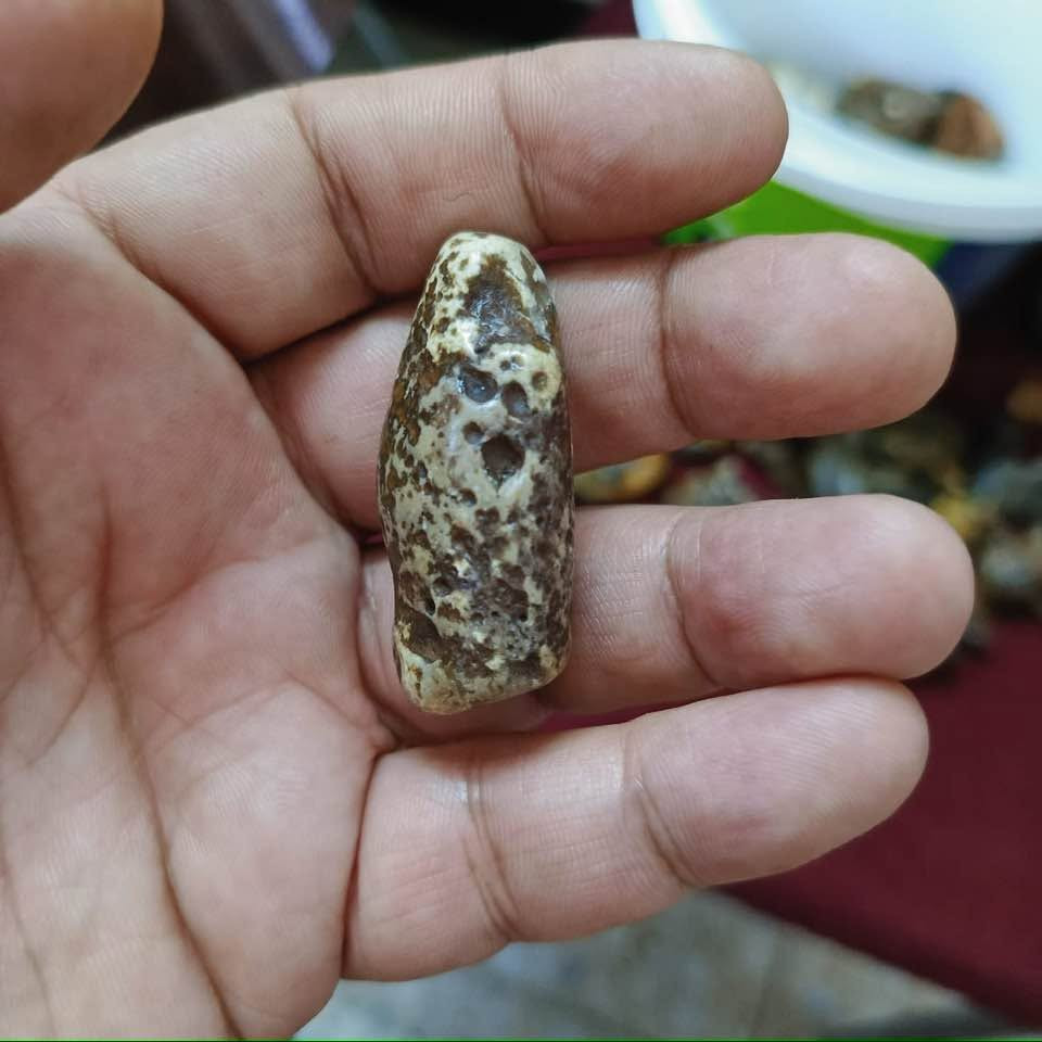السلام علكيم / احجار ملاكط النباعي 
يوجد توصيل لجمبع المحافظات 
***********
