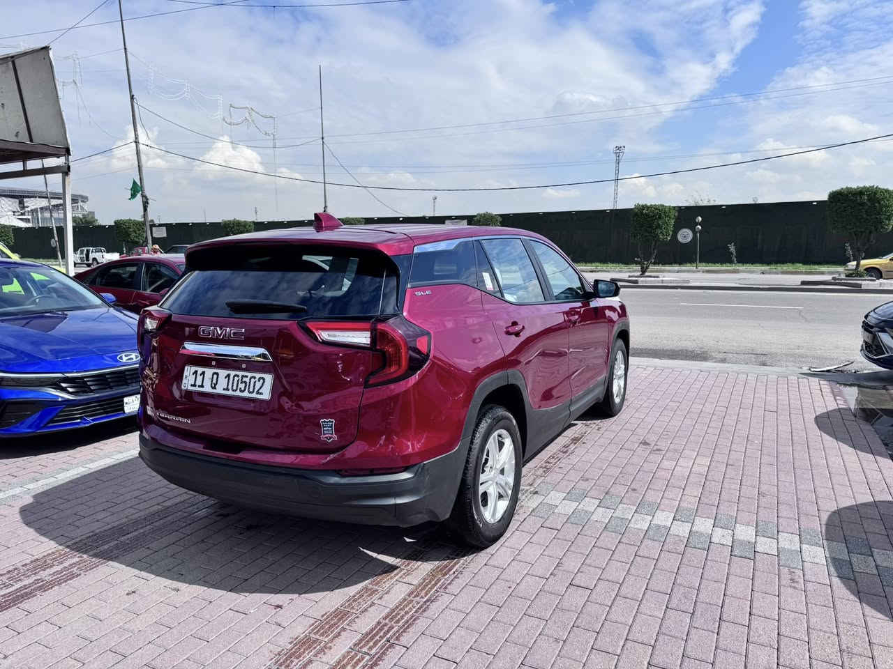 سلام عليكم جمسي تيران مديل 2024 امريكي حادثه بنيد بدل وجملغ  معمر نفسه باقي السياره مكفوله  مرقمه بغداد بسمي تحويل مباشر موصفات بصمه وشاشه ورادار وجلد وبعد بيه هواي موصفات السعر 169 $$ قفل مكان السياره بغداد 
***********
