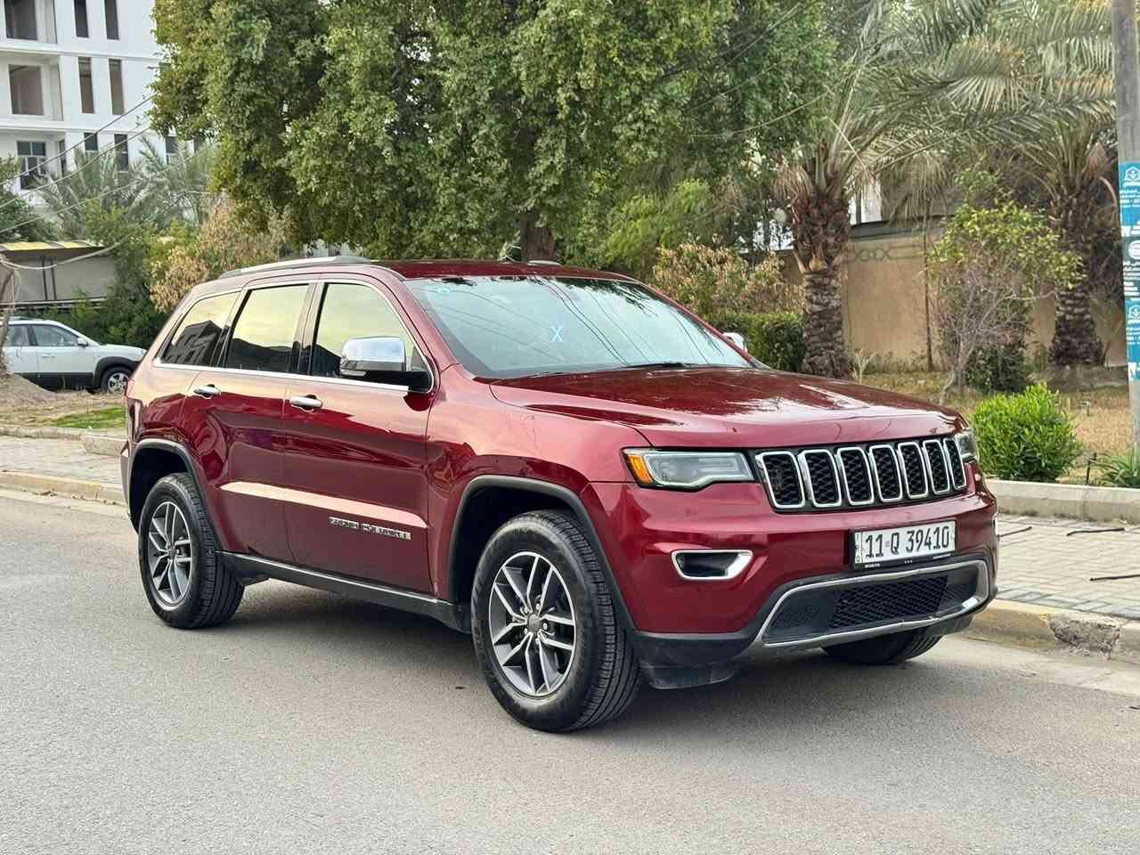 جيب 2022 امريكي رقم بغداد بسمي 
كير محرك مكفول محرك 6v تخم تاير تبريد ثلج صدرها جديد سياره جاهزه من كلشي نضيفه مال جناي ضررها فقط بنيد وجاملغ صبغ 
السعر 210 بيها مجال بسيط 
الاستفسار *********** مكاني بغداد
