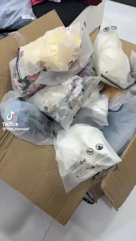 🔥 وصلت تشكيلة جديدة 🔥
ملابس أمازون أصلية ✨ غير مستعملة
وموديلات شي إن 👗 درسات رياضية حديثة
👟 أحذية ماركات عالمية
🇹🇼 صناعة تايوان – جودة عالية وأسعار منافسة
💳 يتوفر لدينا أيضاً:
بيع أجهزة وكارتات كهرباء
📌 بالقسط المريح لجميع حاملي كي كارد
✔️ وكيل معتمد في برنامج جِني
📍 لا تفوت الفرصة – الكمية محدودة
📞 تواصل ويانه الآن واحجز طلبك
لاتصال ***********
+9647719895965
