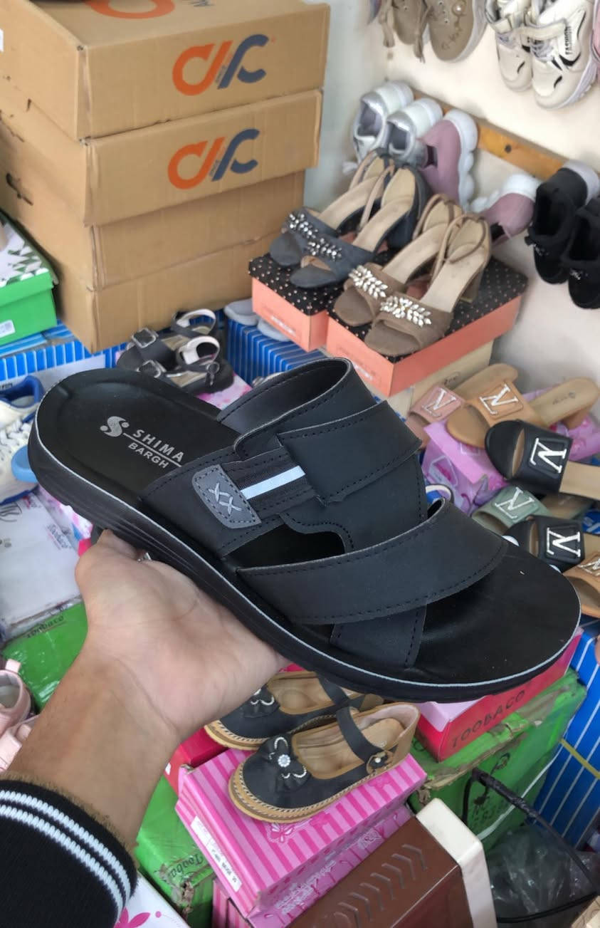 تم توفر الشحاطة الرجالي ( جلد )
#القياسات من ٤٠ الى ٤٥ ____ هاي الالوان فقط 

🔴العنوان | الموصل _ حي الميثاق _ بداية فرع متوسطة مكة المكرمة للبنات _ من جهة الضغط العالي 
#المحل_ركن


**إذا كنت صاحب هذا الإعلان وتريد حذفه لأي سبب، رجاءا أرسل رسالة إلى الدعم الفني**