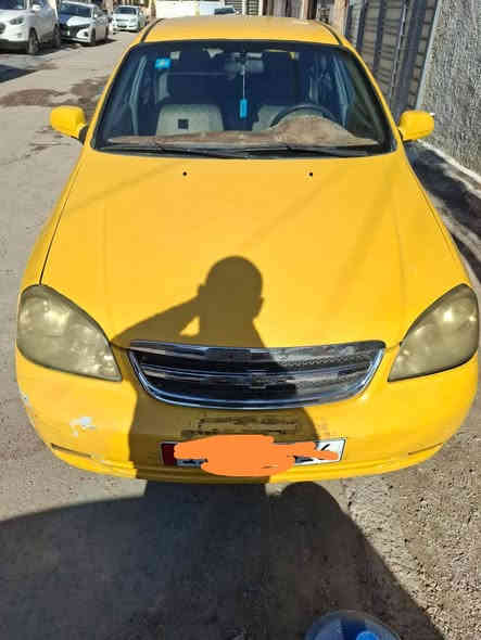 السلام عليكم فورنزه ٢٠٠٨ للبيع سنويه جديده رقم جديد بأسمي تبريد شغال محرك جديد كير تمام تخم تاير داخل نضيفه السعر ٥٠ ورقه بيه مجال بسيط للشراي رقم الهاتف ***********
