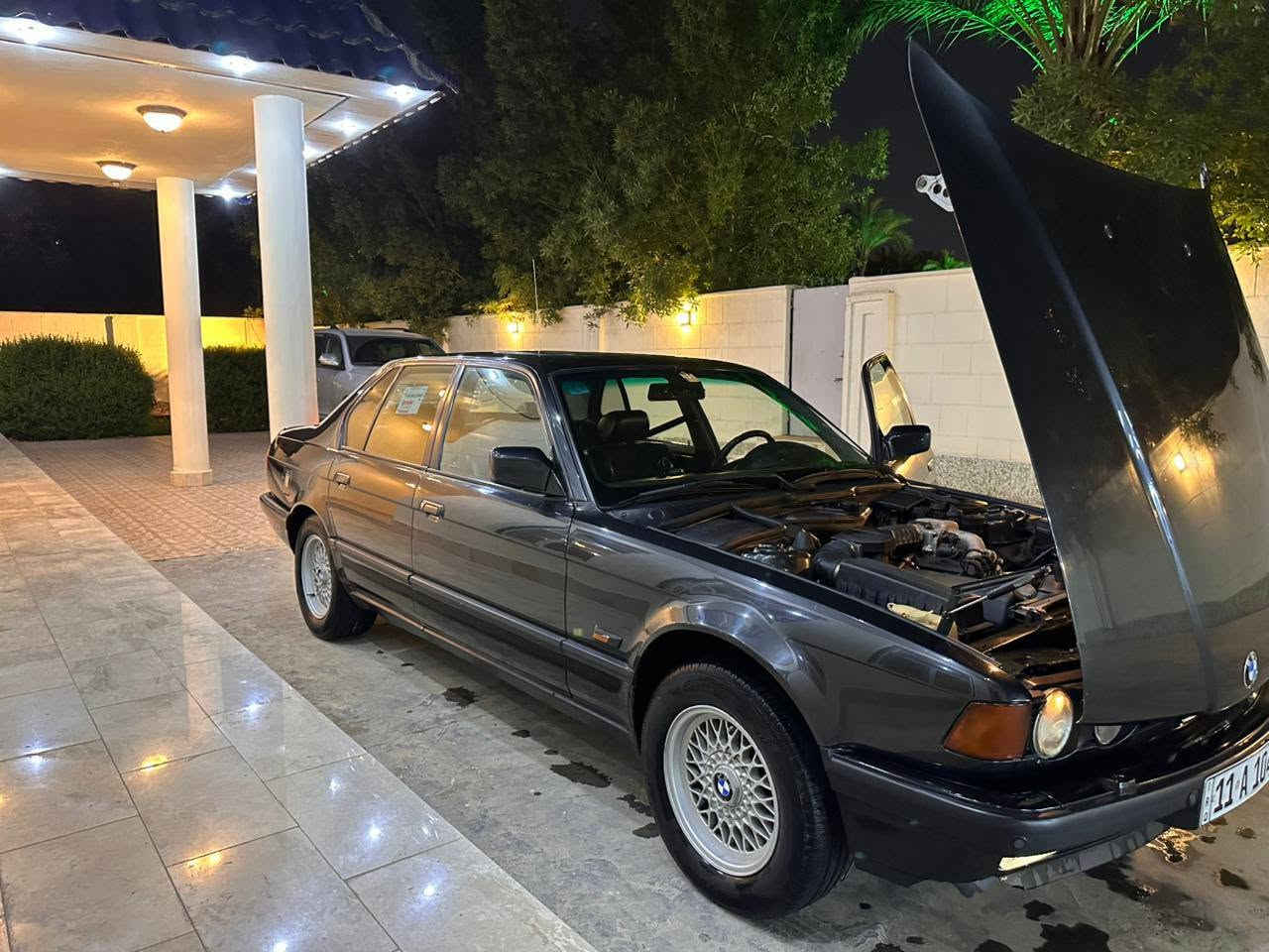 السلام عليكم BMW735محرك6سلندر سيارة جديدة كيرمحرك تبريد غرفه تخم تأثير كفاله من الضربه تحويل ثاني فول مواصفات فتحه كشنات كهرباء سيارة جيدة جدا كهربائياتهه علا ضع الشركه متذب عليه فلس والسيارة احلا من الصور السعر78وتدللون للتصال*********** بغداد, العراق
