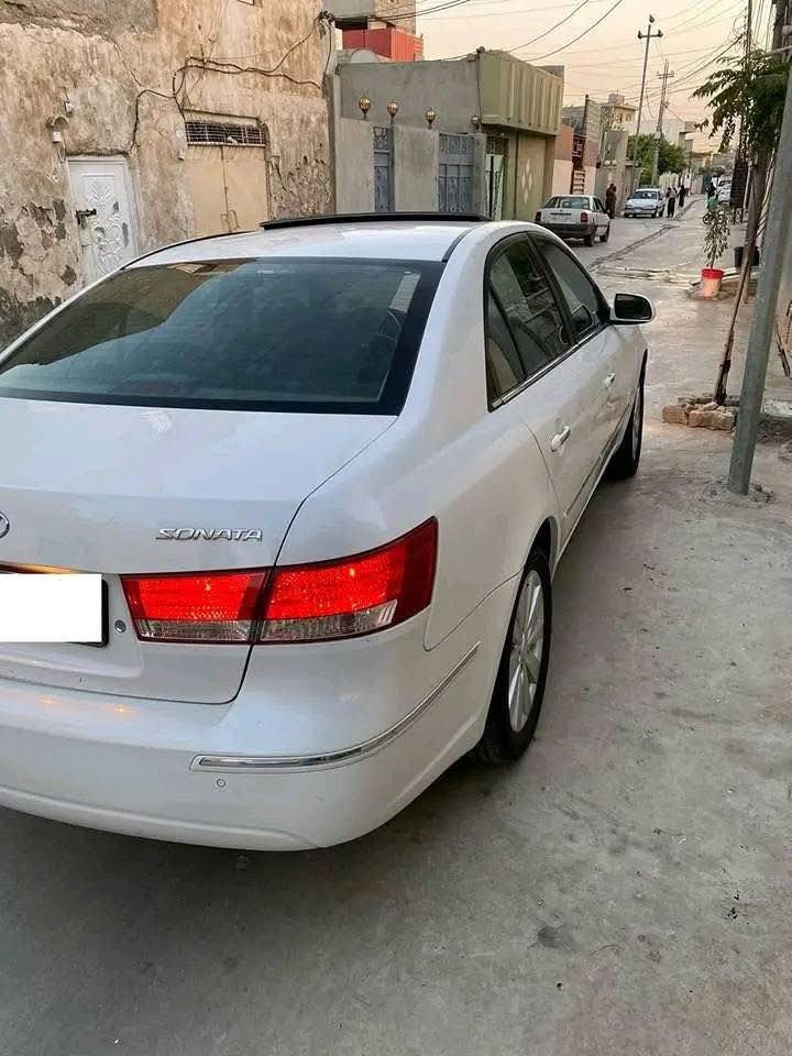 سوناتا خليجي 2009
فول مواصفات للاخير 1/1
سقف سلايت
مكينه 2400 دوش السعر 77 وبيها مجال بيع مستعجل ***********
