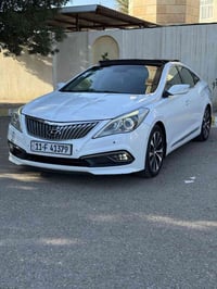 ازيرا ٢٠١٢ • ٦ سلندر ٣٠٠٠ • فول مواصفات