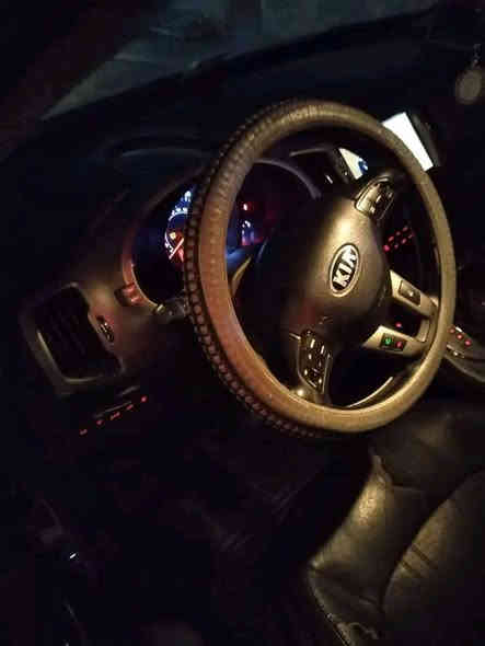 كيا سبورتج موديل 16امركي حادث ويه صور مكان بغداد حي نصر السعر 137بي مجال بصيط رقم  ***********
