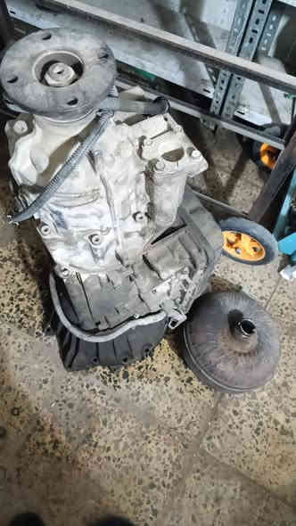 كير سيارة بي ام شغال كلشي مابي عنوان بغداد السيدية
***********
