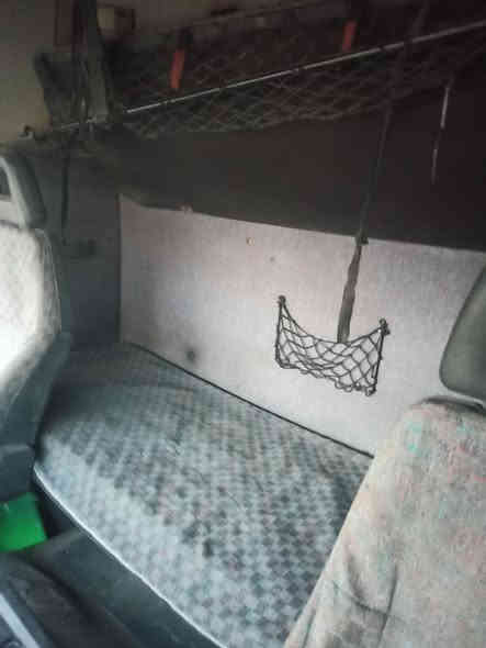 السلام عليكم فولفو موديل 2000 محرك حجم 420 كير عادي 3ب3 شرط رقم ذي قار مشروع وطني تحويل ثاني يوم بدي بليه تعلا 22متر مجموعة براد بدي جديد ثلاجه تانكي مي آل عنوان صلاح الدين يرهم مراوس سياره صالون آل سعر 175  ***********
