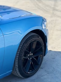 جارجر  بوليسي  مكينه ٥٧٠٠ كير تعليك بدون ايرباك سياره تغير لون اصل لون...