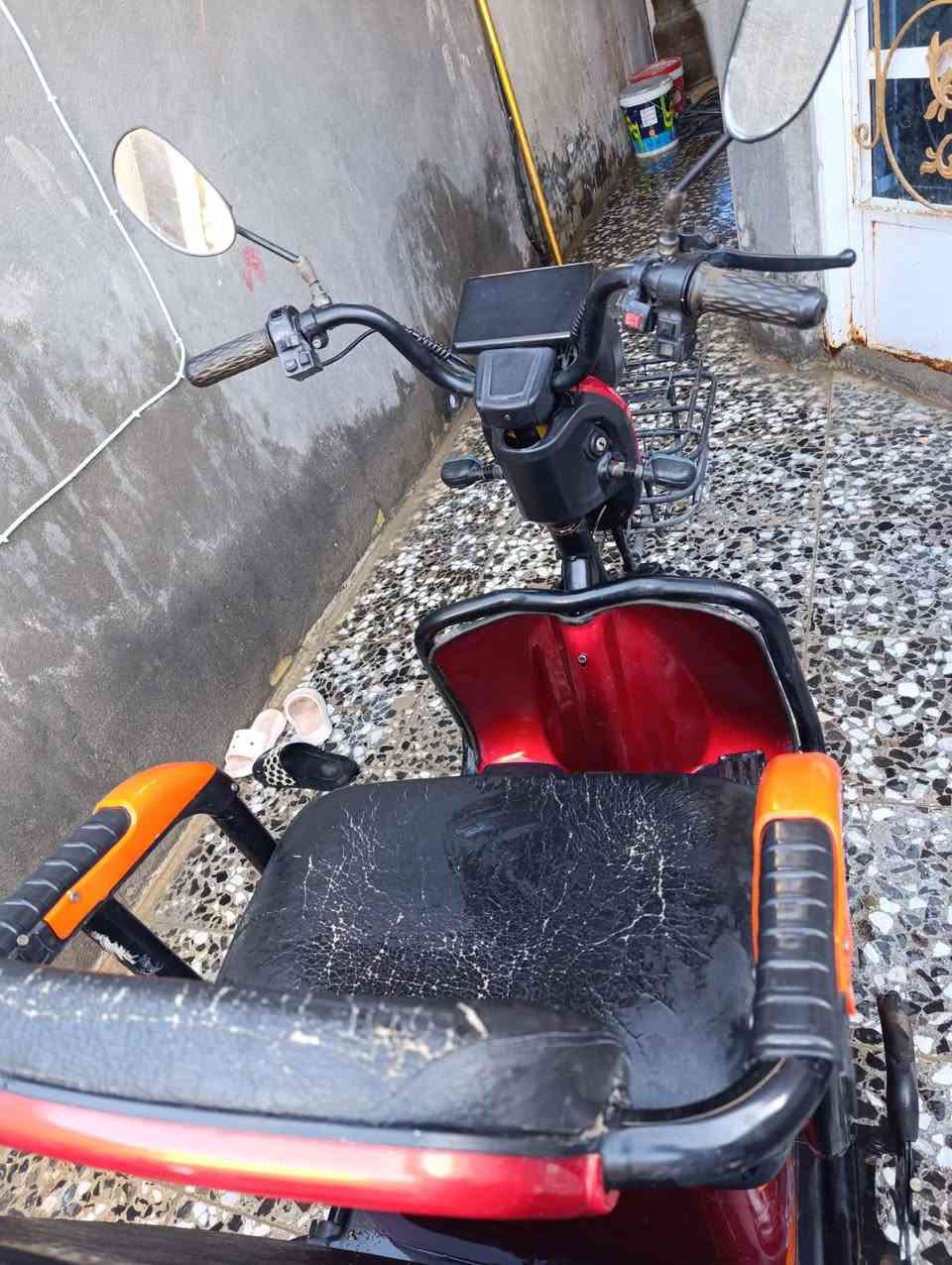 اسلام عليكم
دراجة للبيع السعر ٤٥٠ بطاريات منفوخة سبع البور رقم الموبايل *********** شكرا
