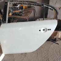 باب خلف السائق سافران ١٢ الئ ١٦ صدفي غير متواجد على الفيس اتصل واتساب ...