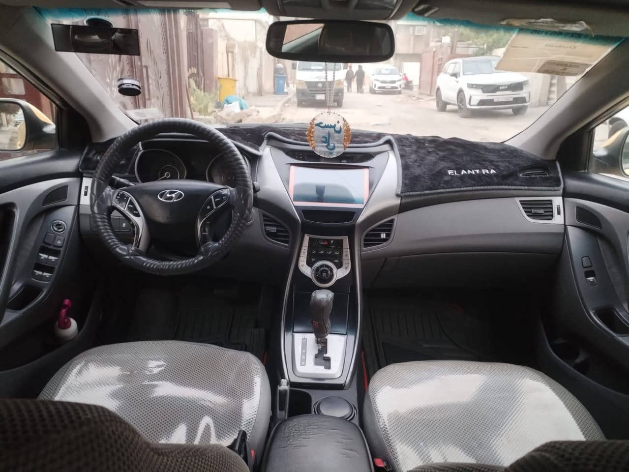 سلام عليكم شباب النتره مديل 12 العنوان بغداد البياع شرطه الخامسه ***********
