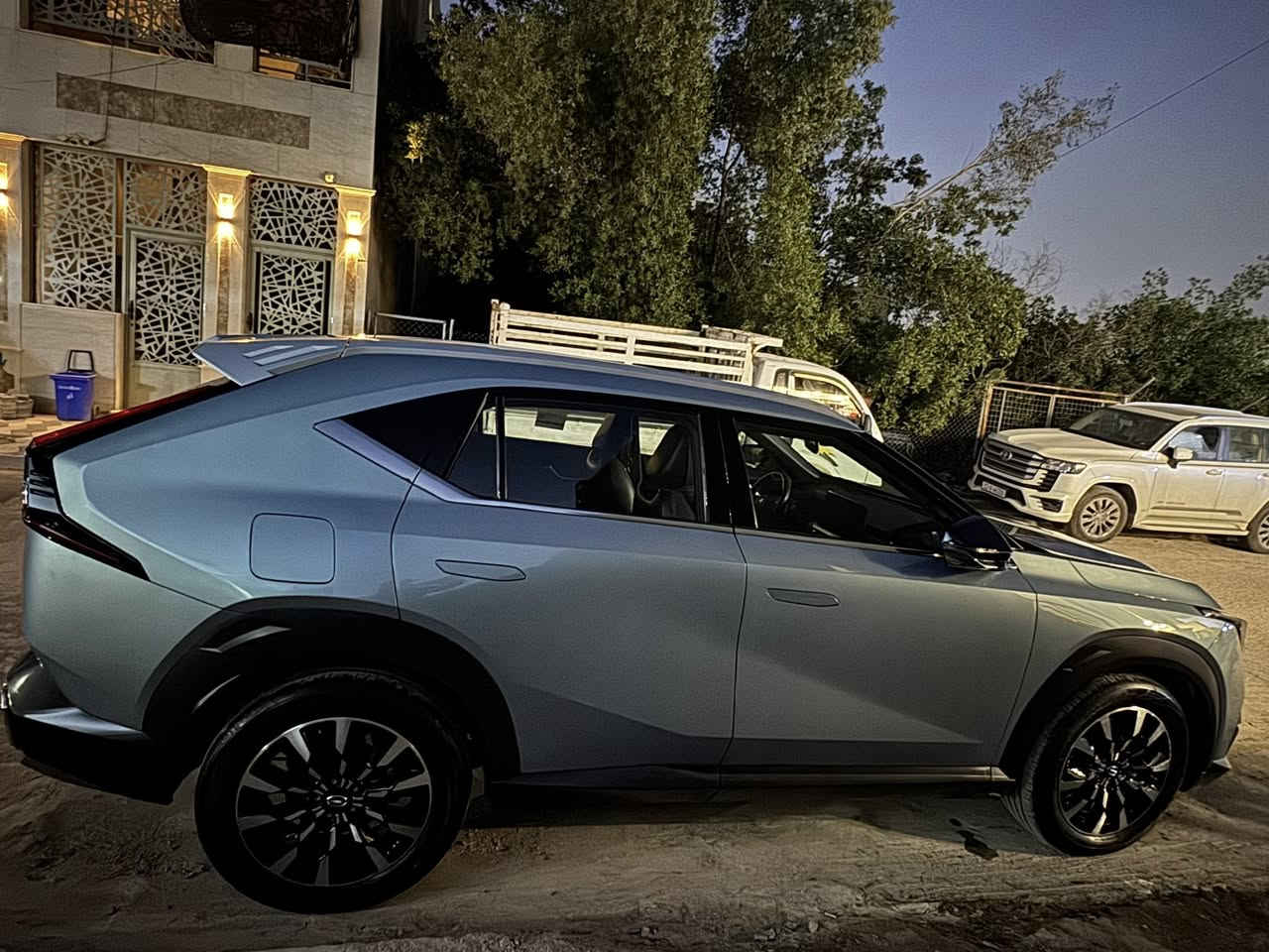 السلام عليكم GAC امكو للبيع موديل 2024 لون اخضر غير محدد فول فول  مواصفات محرك 2000 تيربو  مكفولة كفالة عامة ماشيه 30 الف رقم بغداد تحويل ثاني يوم السعر 188 ورقة للعلم الزيرو مالتها بالشركة 36 مليون ونص مكاني بغداد شارع فلسطين *********** للعلم ضمان 10 سنوات
