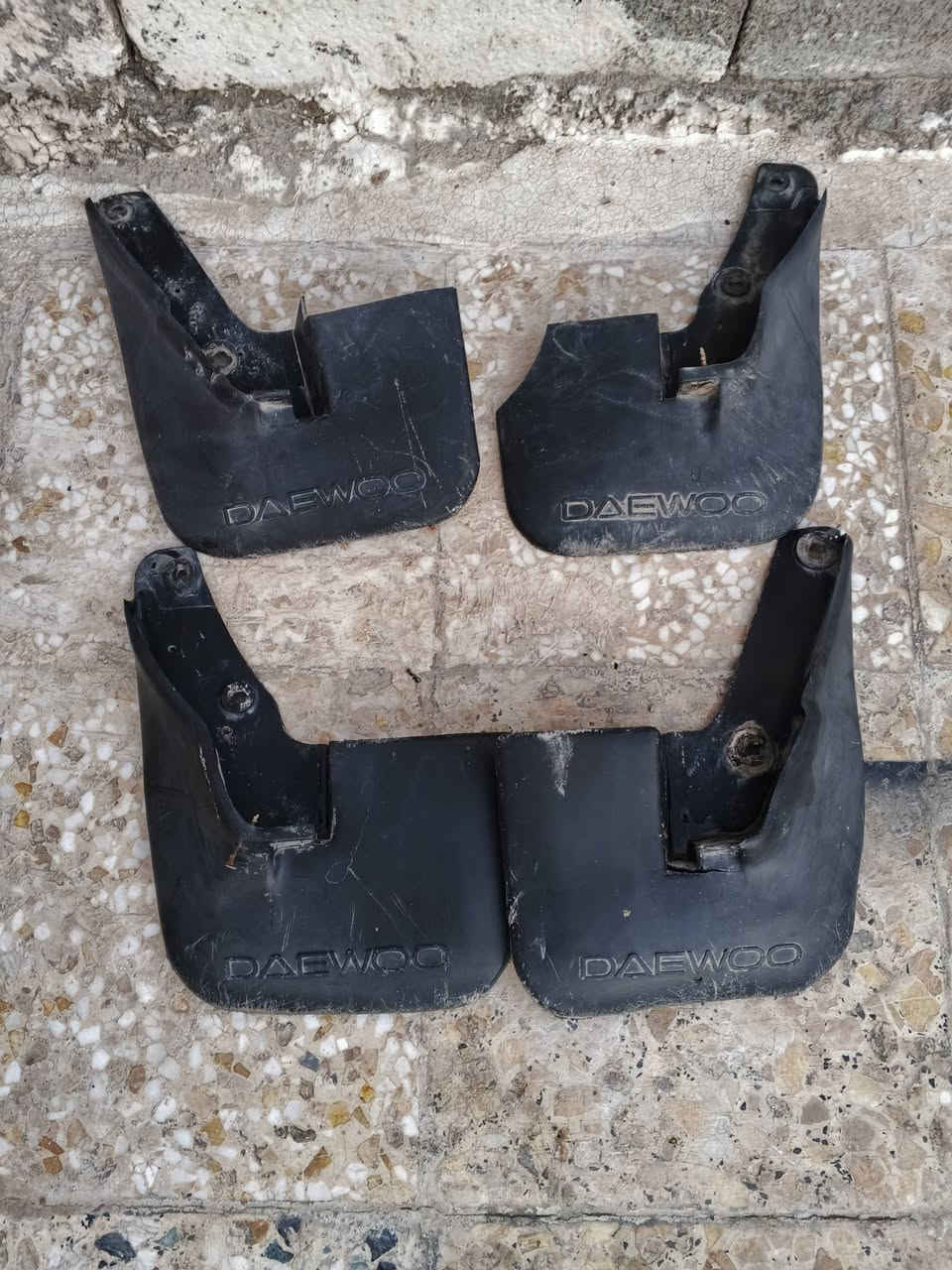 السلام عليكم غراض برنس للبيع العنوان بغداد هذه رقمي ***********
