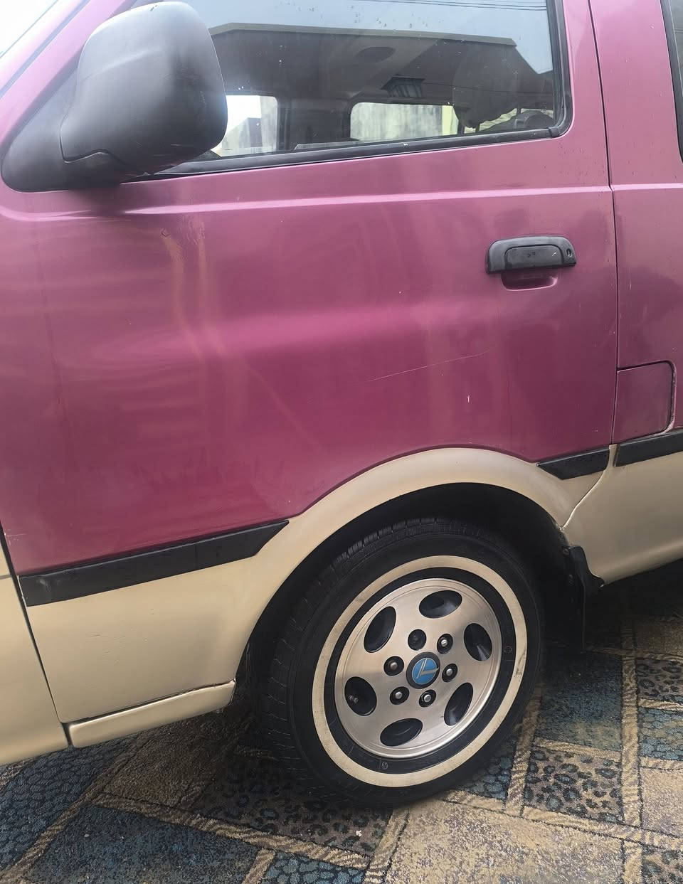 السلام عليكم
كيا بريجو موديل 96 رقم جديد سنوية 2030 المحرك والكير شرط ابيع اكسل حدادية  مكفولات شواصي بالباكيت دوشمة جديدة
تخم تاير جديد سيارة جاهزة وخير من اللة للاستفسار *********** وبي واتساب ترهم نقد او مقدمة والباقي مدة 👍
