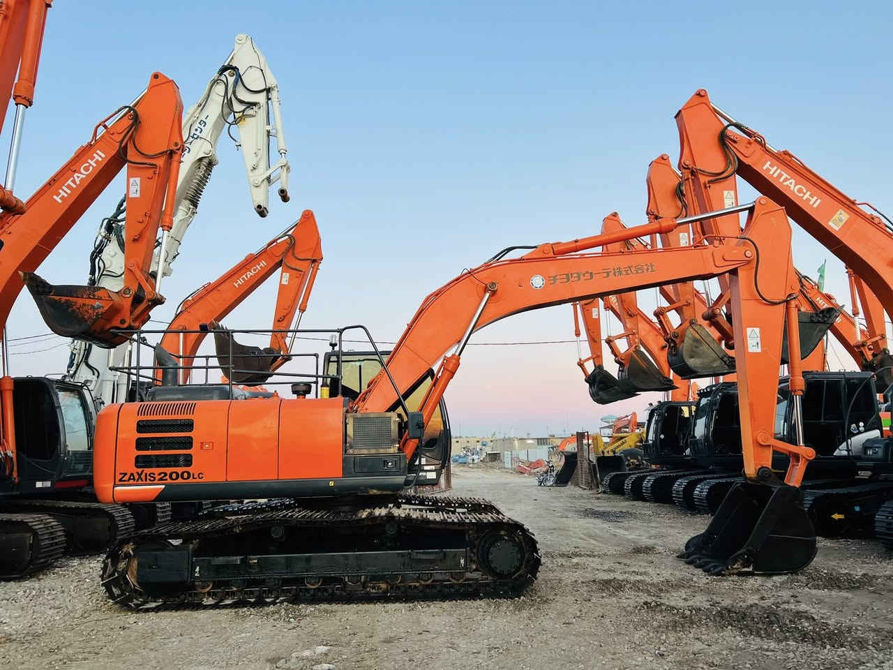 عــــلئ بـــركة الله …

-يتوفر لدئ شركة ناصر جليل حمود 
للتجارة العامة وتجارت ألاليات الثقيلة

#ZAXIS_2018_5B_200LC_HITACHI
#بحالةالزيروو حصراً من أرض اليابان 🇯🇵
#لعشاق المميز والجديد دبل مضخه 

#حالة الوكالة كلشي وضع الشركة🇯🇵
#أعلى مديل ومواصفات 200LC 8رولة
#دخول جديد وارد اليابان كفالة عامة

#اسعار مناسبه جداً سارعو بالحجز✅•
#دخول جديـnewــد نظافة 1/1 جاهـزه •

www.tiktok.com/@hh_vvl
#الـــعنوان بابل الشوملي طريق الحولي 📍.
الأستفسار ***********ناصر جليل حمود📞
الأستفسار ***********حسين ناصر جليل📞  

(رقــم الاعــلان260✅)
