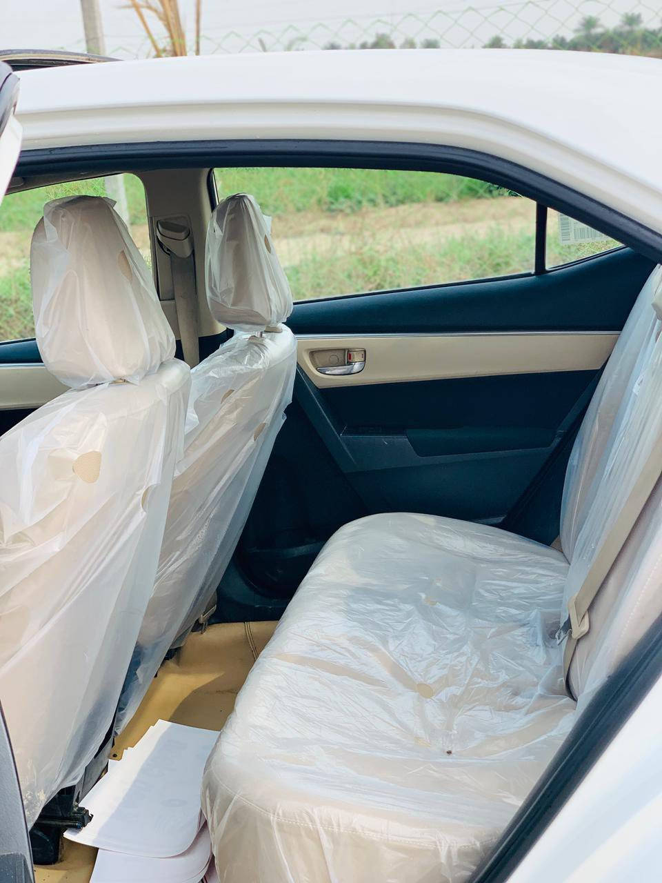 سلام عليكم كورلا موديل 2014 خليجي شركه ساز فول مواصفات كير محرك تبريد كفاله  تخم تاير صدر خير من الله 
مواصفات بصمه بيبان ترحيب  بصمه اشاير بالمري حساساس خلفي تحكم ستيرن   تثبيت سرعه محرك 2000
تحويل مباشر باسمي 

السعر115 وبيها مجال شي قليل  
 مكان السياره بغداد  
رقم الهاتف ***********
