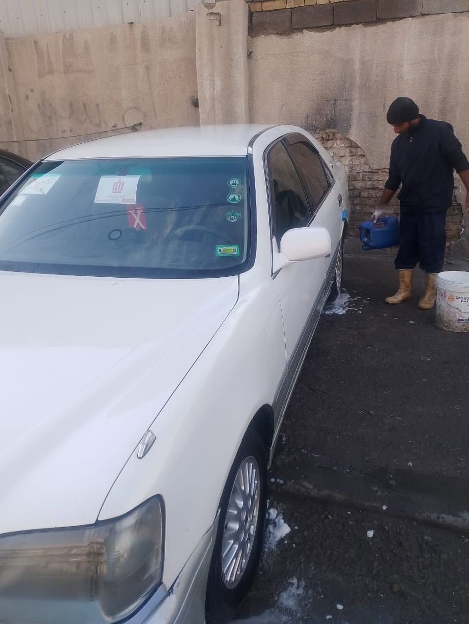 السلام عليكم من رخصه الادمن للبيع او للمراوس ملكه 2000 كصه وحده محرك ديفور الصغير متؤمه ارقام وسنويه سليمانيه 
السعر 35 
المكان الأنبار الحبانيه 
***********
