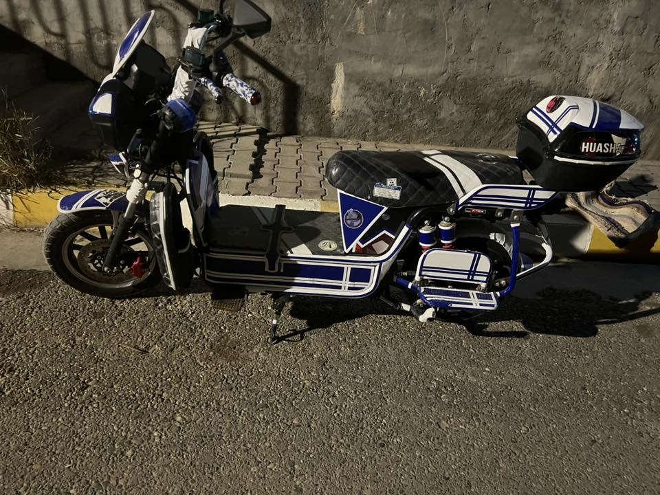 السلام عليكم دراجه شحن موديل 23كلشي شغال بيها بطارياتها ٣تقره عشره وثنين تقره 7السعر ٤٠٠وبيها مجال الشراي يتصل ويدلل ***********
