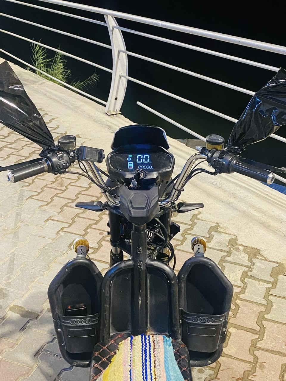 البيع ماطور شحن هيوشه موديل 2023 خمسه باتري بطاريات فول والك الفحص السعر 375 وبي مجال رقم ***********
