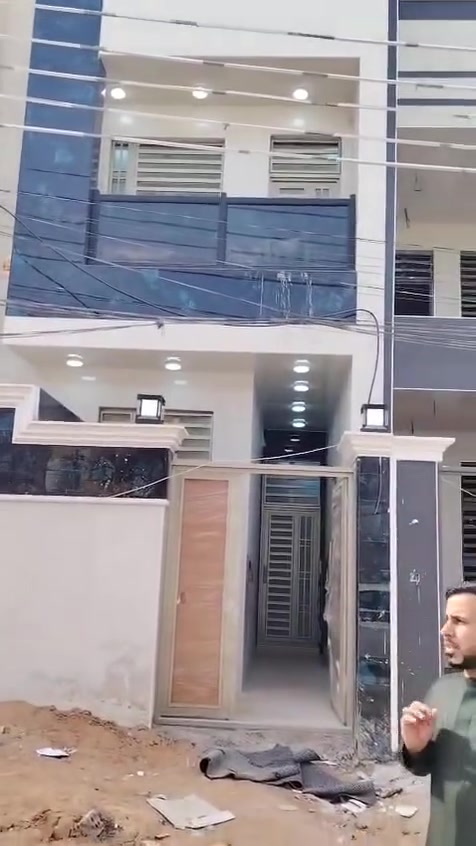 صلو على محمد وآل محمد عقار للبيع بحي المكرمه منطقه ٩تلاف قريب سوق المسقف مساحه العقار ١٠٥ متر بناء في اي بي درجه أوله اشراف مهندس طابقين مرمر بورسلين البيت فوللل للأخير للاستفسار أكثر مراجعت مكتب النجف مجاور مطعم الخاقاني ***********
