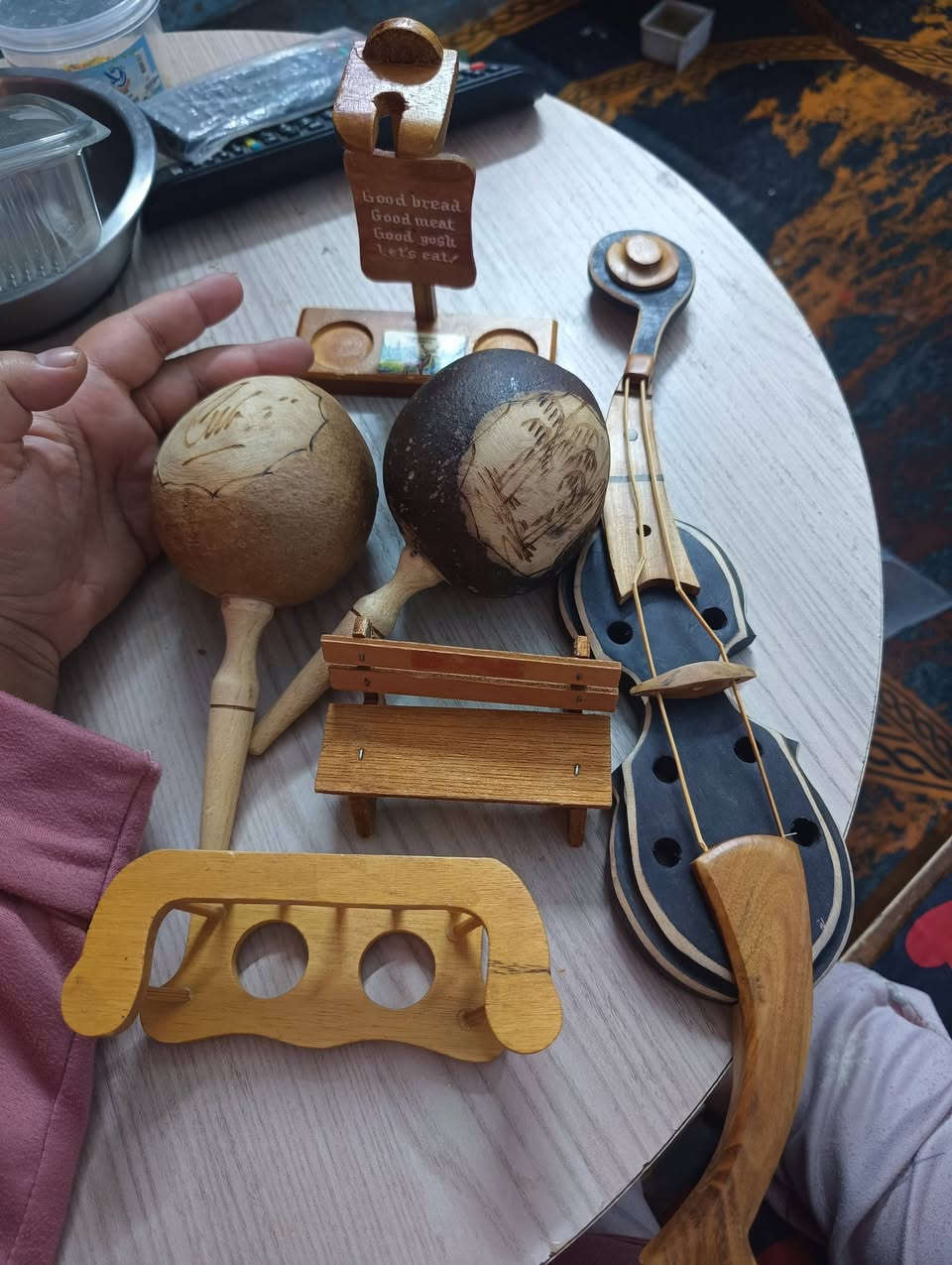 قطع خشبيه بهل شكل
سعرهن 20 مع التوصيل


**إذا كنت صاحب هذا الإعلان وتريد حذفه لأي سبب، رجاءا أرسل رسالة إلى الدعم الفني**