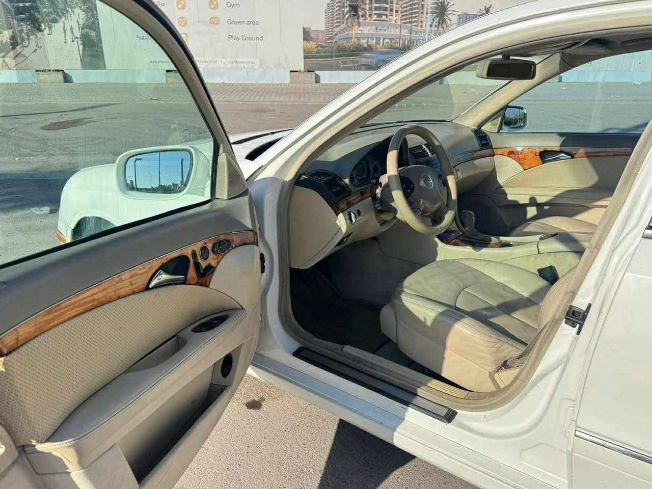 مرسيدس بنز…الأفضل ولا شيء سواه ✨❤️
نقدم لكم ايقونة الفخامة W211
Mercedes-Benz E 320
انتاج 2003
بدون حادث فقط صبغ جمالي باب وبنيد✅
السياره جديدة بمعنى الكلمة
سيرفس كامل من منضومة بانزين ومنضومة تبريد 

للتواصل والاستفسار للجادين فقط 
***********
ولمعرفة السعر  كتابة تم بالتعليقات بغداد, العراق
