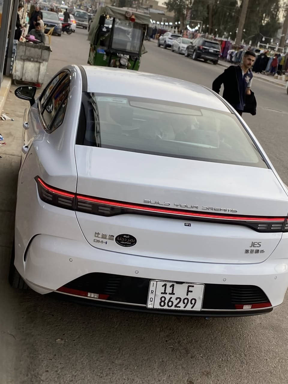 دستروير Byd Destroyer 2025
ماشيه 5 الاف 
السعر 19 مليون وبيهه مجال 
كفالة عامة مرقمة كامل 
بأسمي تحويل مباشر 
هايبرد 
داخل ابيض وجلد شاشة دوارة كبيرة وبرامج كاملة.  
ويل كروم. تفويله تمشي 1200km
مع كامل الملحقات الاصلية + بصمة + كارت +شاحنة سريعة ١٦ امبير  مو العادية. 
ماسحات + كاعيات حوضيات بلاد 

العنوان بغداد المداىن
الاتصال على الرقم
*********** يوجد واتساب
