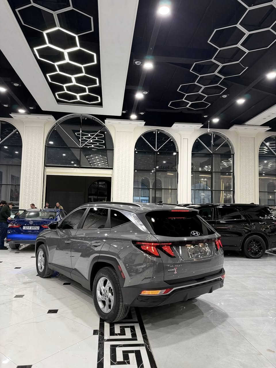 هيونداي توسان وارد امريكي موديل 2024 محرك 2.5 مواصفات شاشه جبيره كاميره خلفي بصمه شغال عن بعد كشنات كهربائي كشنات تتفيه🔥تبريد خلفي رادار جانبيات رادار امامي لايت ليد زينون ويل كروم تحكم استيرن تحديد سرعه بعد هوايه مواصفات بيها سياره مكفوله من اي نواقص كله بشرط ضرر كلش خفيف فقط حافت بونيد صبغ بدون اي ضرر داخلي بدون تبديل بدون تعديل بدون شخوط بدون بقسات بدون ارباك كله سليم بشرط حتا دعاميات بلادي سياره ماشي ٩٠ الف سياره لون مميز سمنتي مكان سياره إربيل شريكه ابو ظبي. كارس.  سعر. 177$😳🔥

*********** وتساب
***********
