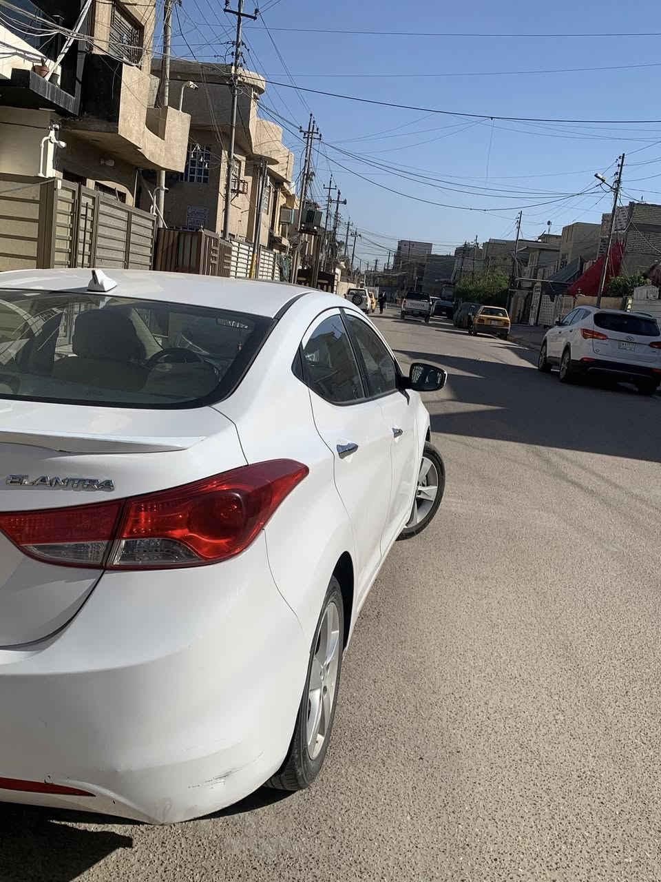 السلام عليكم مرخصة الادم
سياره اللنترا موديل 2013 خليجي للبيع او مراوس مع سياره BYD وحسب القناعه فقط صبغ في باب السايق اقل من جف صبغ السياره نضيفه كلشش كير مكينه مكفولات فتحه بانوراما السعر125$ وبيها مجال قليل العنوان بغداد البياع
رقم صاحب السياره(***********)
