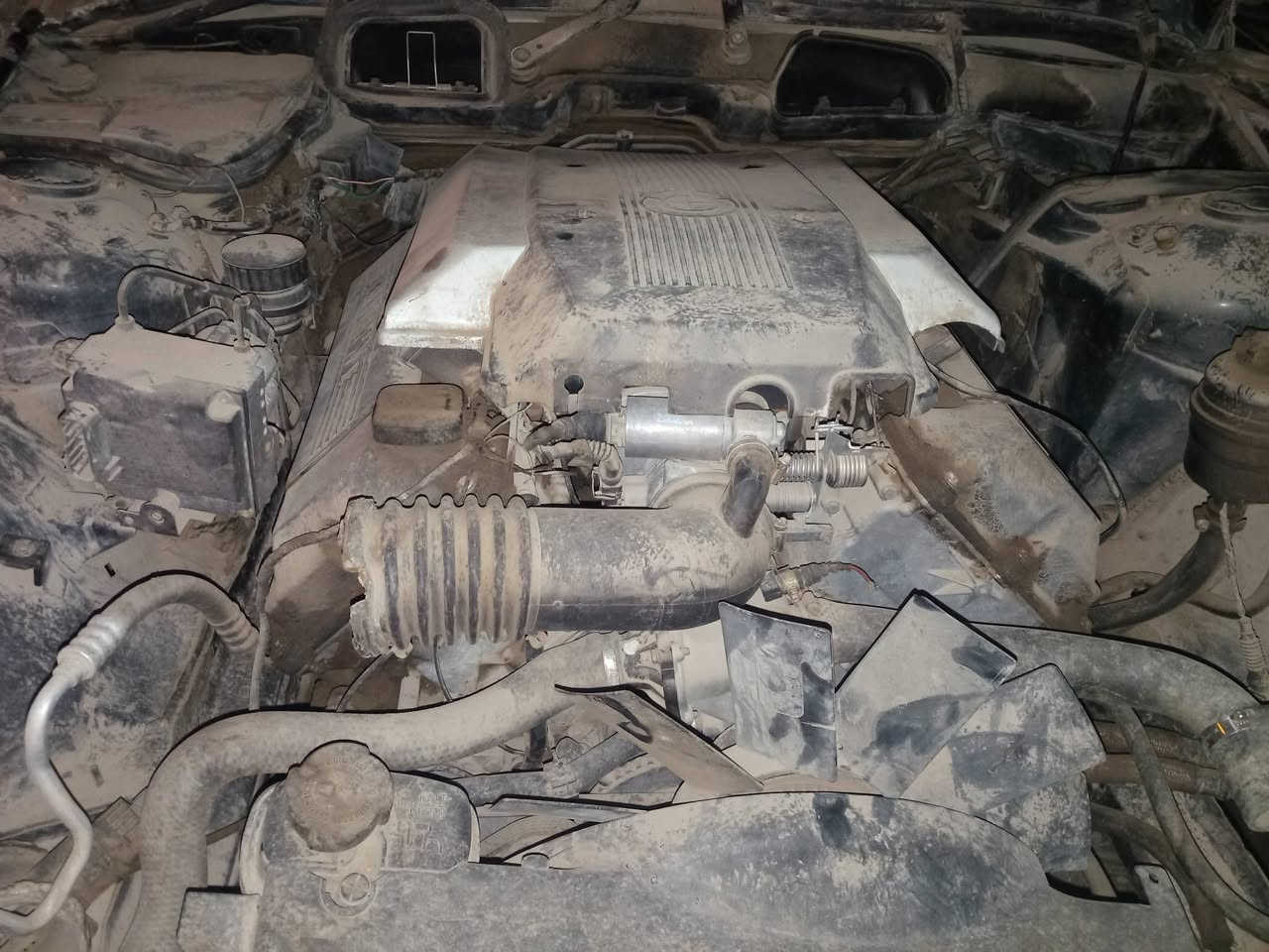 السلام عليكم
للبيع بيم دبليو تسقيط 
رقم صلاح الدين ألماني 
سنويه عضم 
العنوان بغداد هاتف ***********
