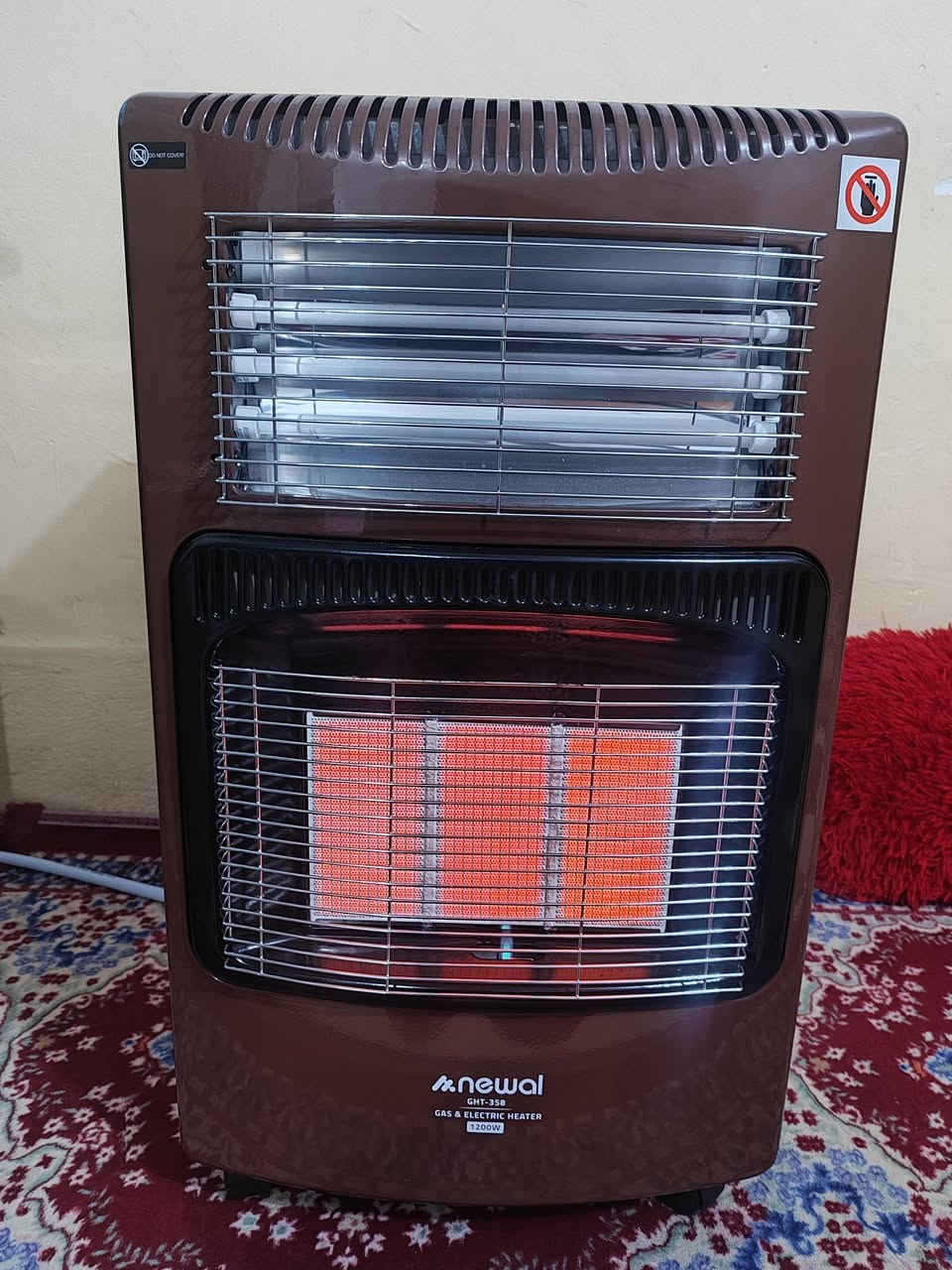 صوبة غازية نوعية نوال ضمان سنة😍 جديدة ستعمال 15يوم فقط فقط كارتون وكل اواقه بيه فول تدفئة 3 شمعات  🔥 وياها هدية منضمين وصوندة حجم 4 متر 🏵
اريد ابيعة او ارواسة بنفطية بس نضيفة
***********
