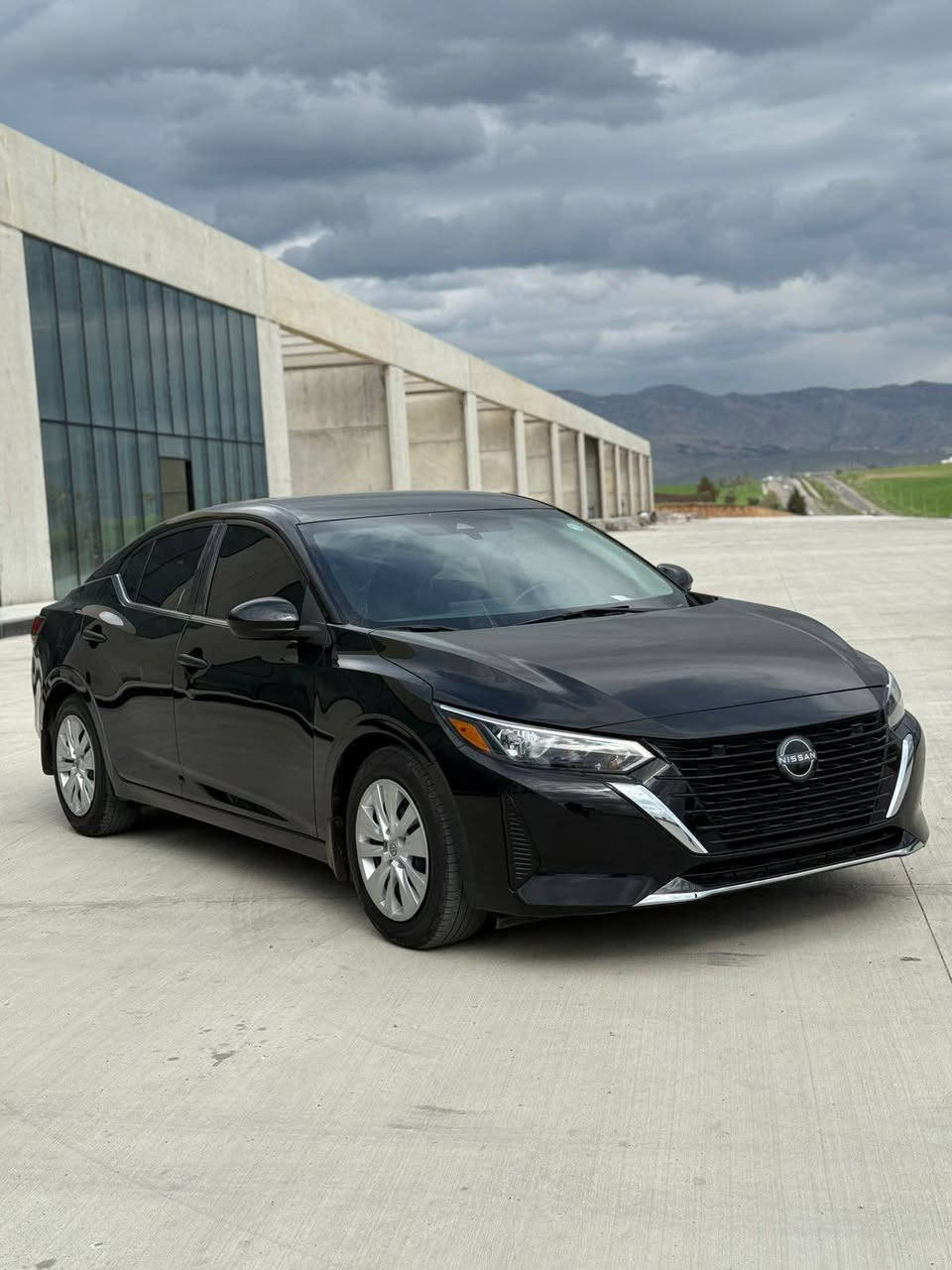 ﷽

‏‎نيسان سنترا 2024  شكل جديد S
‏‎سياره بدون صبغ بدون تبديل بدون كلير 
رقم شاصى : 3N1AB8BV7RY216603
بدون ايرباگ جميع ايرباگات بلادى 💯
السعر :128  و بيها مجال بسيط
حجر گزوز بگلايد رادار راديتر تبريد گێر محرك شرط 
موصفاته S 
محرك 2000
‏‎بصمه
‏‎شاشة
‏‎كاميرا
‏‎ردار امامي
‏‎رادار جانبي
‏‎حساس خلفي
‏‎شاشة عطلات
‏‎تحديد سرعه
‏‎نظام eco
‏‎نظام سبورت
‏‎سياره شرط ترقيم محافظات شماليه
اتصال او واتساب : ‭0776 699 5610‬
اتصال او واتساب : *********** أربيل, العراق
