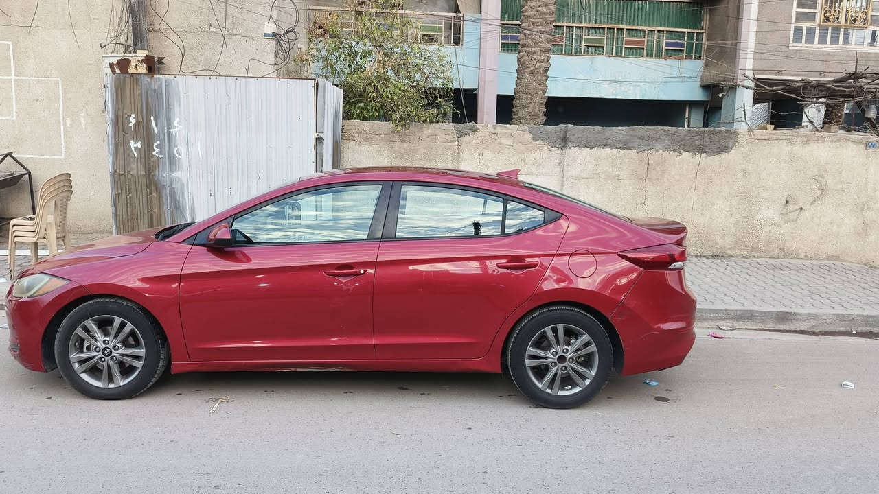 السلام عليكم هونداي الانتر موديل 2017 وارد امريكي محرك   200000ما مفتوح شرط لا تنقيص ولا تبخير  تبريد ثلج  حداديه كارتون تخم تاير كله جديد جاهزه للخير رقمه بغداد مكان بغداد الدوره السعر 120 او بيه مجال بسيط حك جيه باقي التفاصيل خاص ***********
