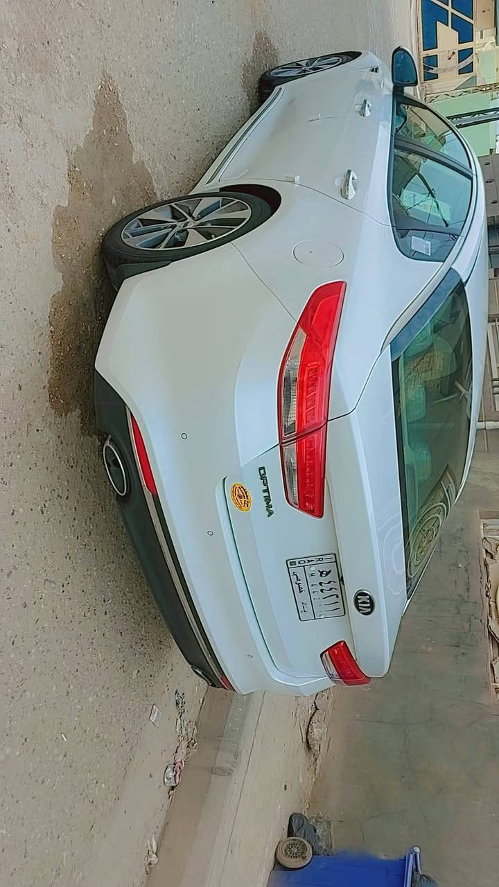 السلام عليكم للبيع اوبتيما خليجي موديل ٢٠١٧ مكفوله كفاله عامه فول مواصفات قماره حديد السعر ١٨٣ وبيه مجال رقم الهاتف ***********
