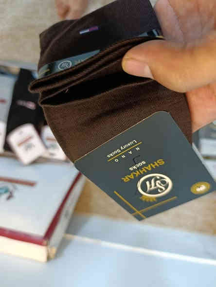 جوارب رجالي كوليتى عالى درزن ١٢عدد سعر درزن 5500اقل كميه 50درزن طوصيل اكو كل محافظة  عيراق واتصاب ***********
