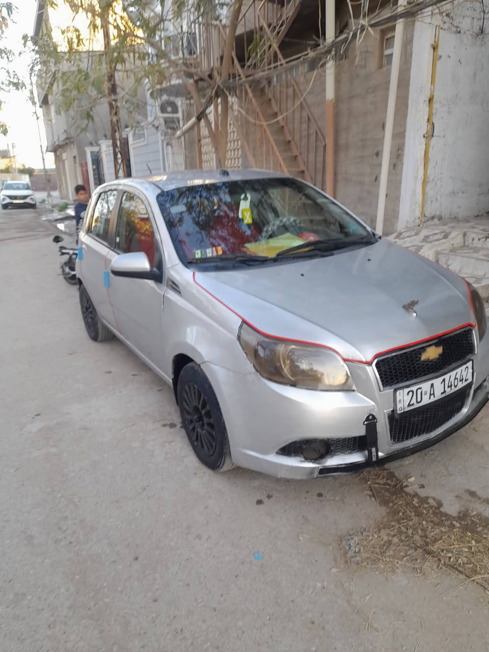 السلام عليكم افيو ٢٠٠٩  نضيفه جدا كير مكينه كورلا بصمه ١٦٠٠ تدفئه تبريد تخم تاير صدر أمامي خلفي،، كلشي بيها وضع الشركه بيها مكانات صبغ ،، سياره رقم ديالى باسمي مشروع وطني سياره ترايك ٢٠٠،، ناعمه جدا السعر ٤٠ وبيها مجال بسيط،، الاتصال *********** اتصل وتدلل مكاني بغداد
