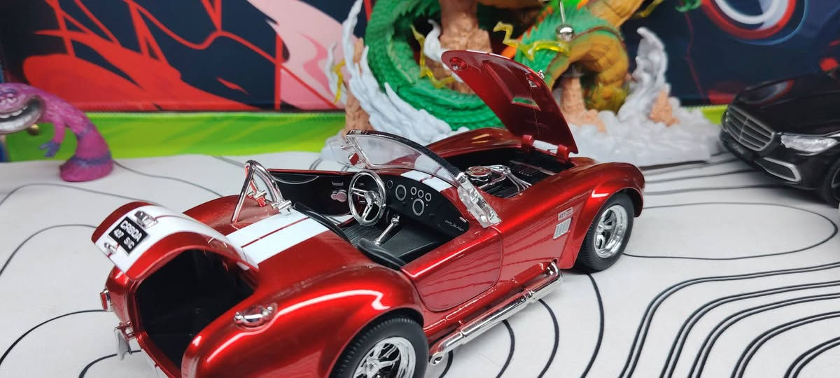 ❤️‍🔥 جاگور كلاسيك❤️‍🔥

حــديــد بــالــكــامــل

      وزن ثــگــيــل

الحجم 1/25

يعني  20 سم

تفتح بوب

وبنيد وصندوگ

تايرات يمين ويسار

تفاصيل  حلوه ومرتبه

السعر 25 الف

يوجد توصيل لكل محافظات العراق
#الراوي_للسيارات


**إذا كنت صاحب هذا الإعلان وتريد حذفه لأي سبب، رجاءا أرسل رسالة إلى الدعم الفني**