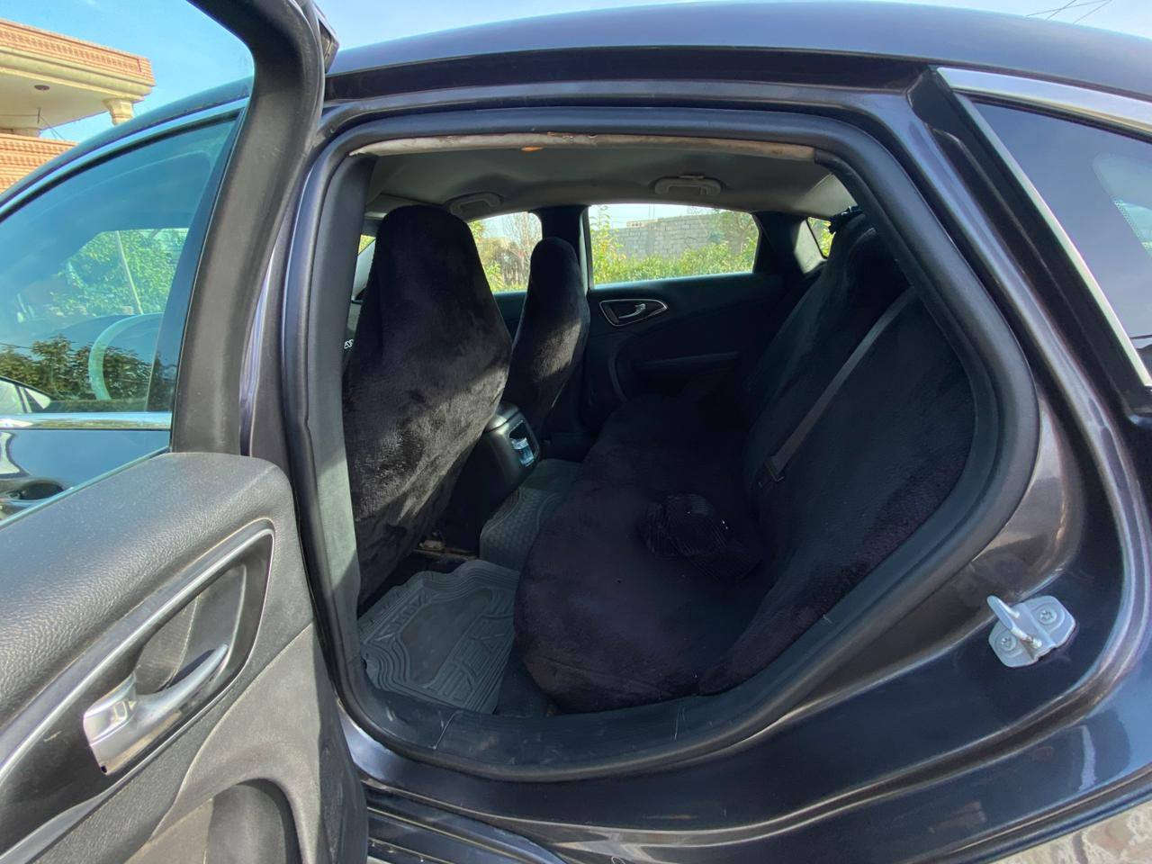 سلام عليكم من رخيصة الادمن سي 200 موديل 2016 نص فول  السعر 115 مكان السيارة بابل ***********
