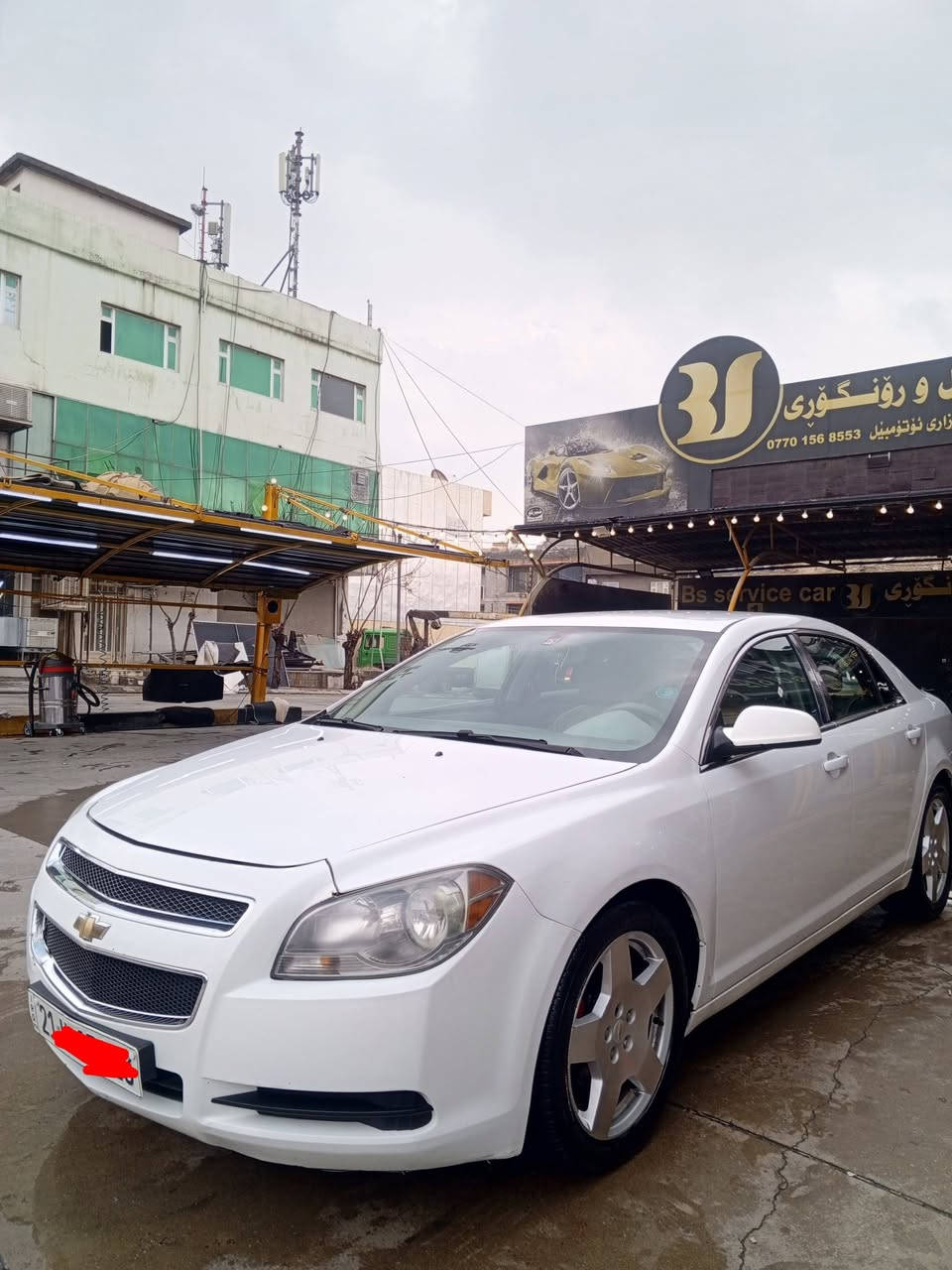 شوفرليت ماليبو موديل2012خليجي محرك 2400 مواصفاتها معروفه دبل جام تخم تاير جديد ويلكب شوفرليت  الأصلي شاشه اندرويد شاشه اعطال تحكم  ستيرن  حامل أكواب امامي وخلفي تبريد ثلج تدفئه كهربائيات كلها شغاله ماشيه 161الف كم بيها فقط الجاملغ امامي ايمن مصبوغ اثر دحجه ستوته  السعر 93وبيها مجال ***********
