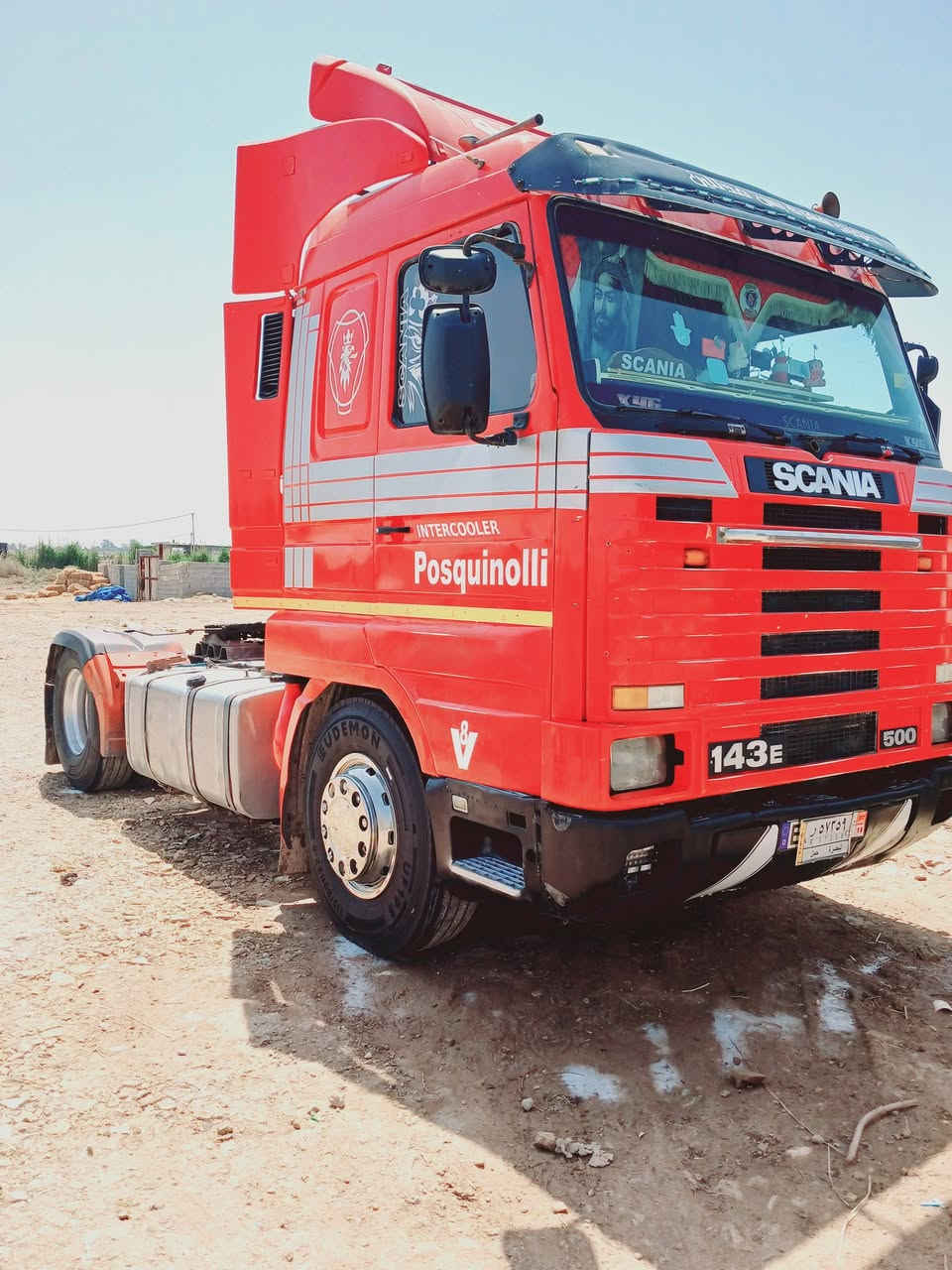 سلام عليكم سكانيا للبيع موديل97\ 143/صفر 8 مكينه لا تبخير ولا تنقيص تخم تاير جاهزه لشغل للاستفسار ***********

